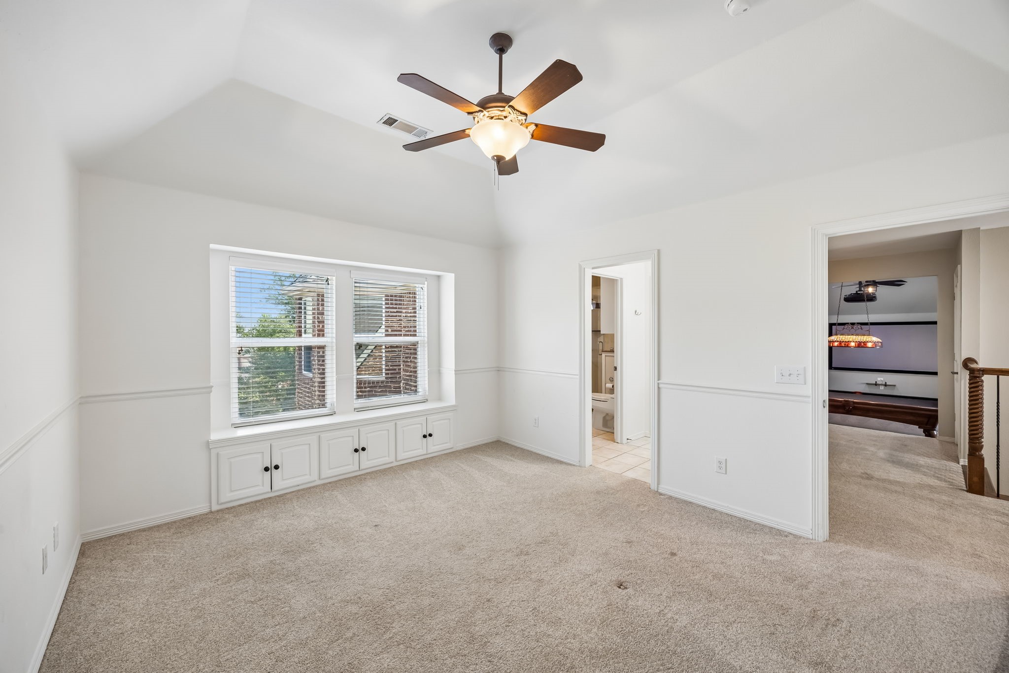 4815 Aurora Court