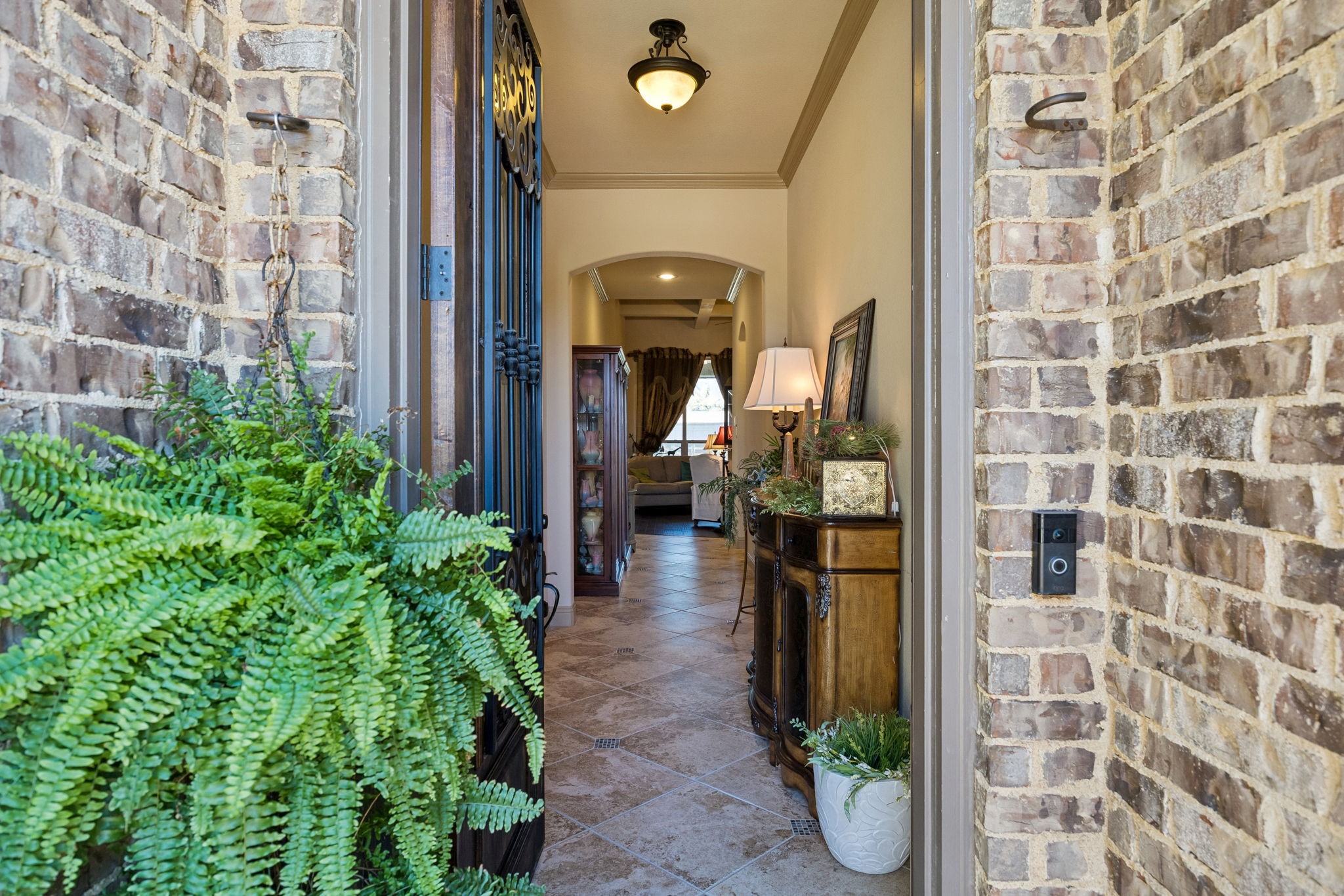586 Bordeaux Drive