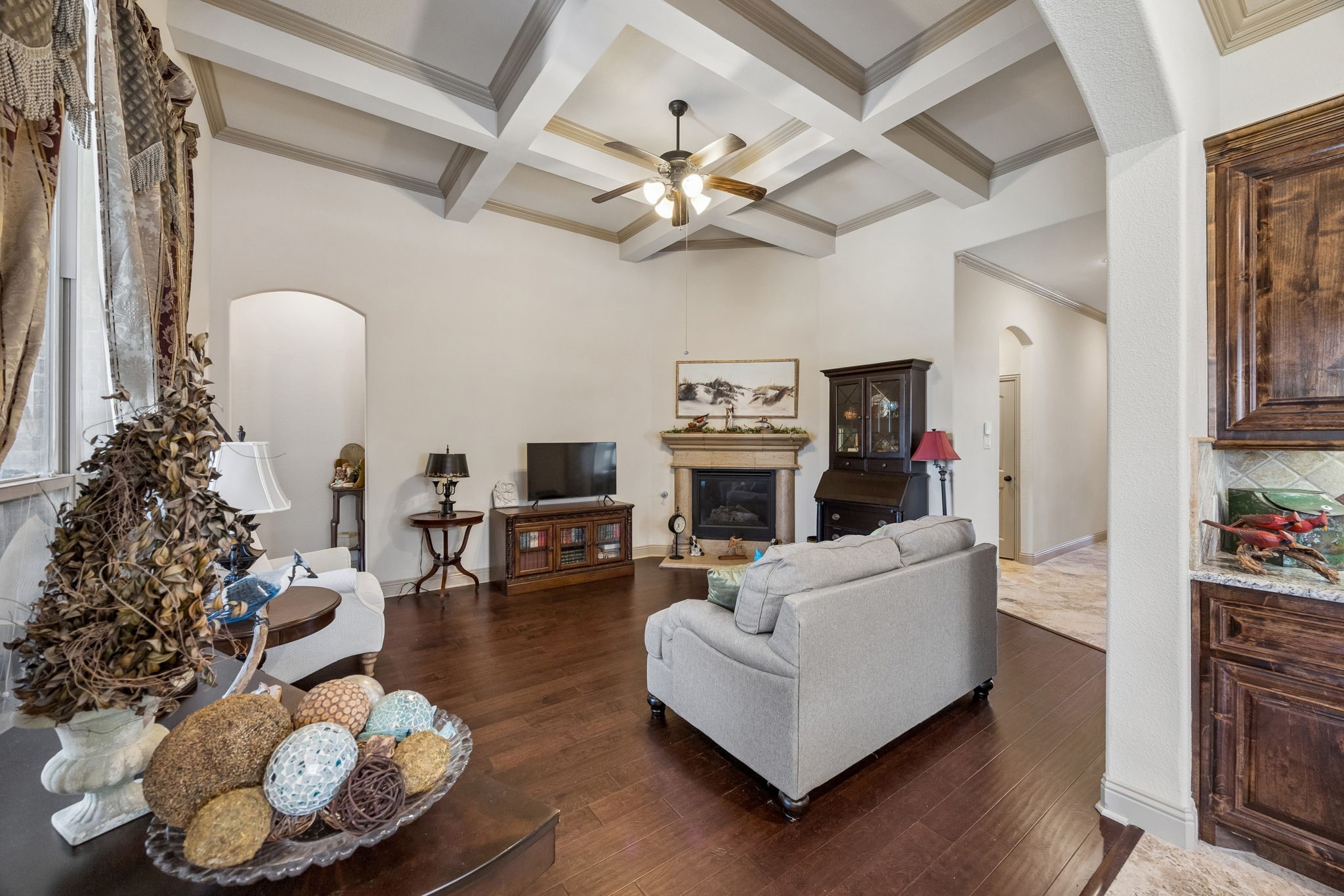 586 Bordeaux Drive