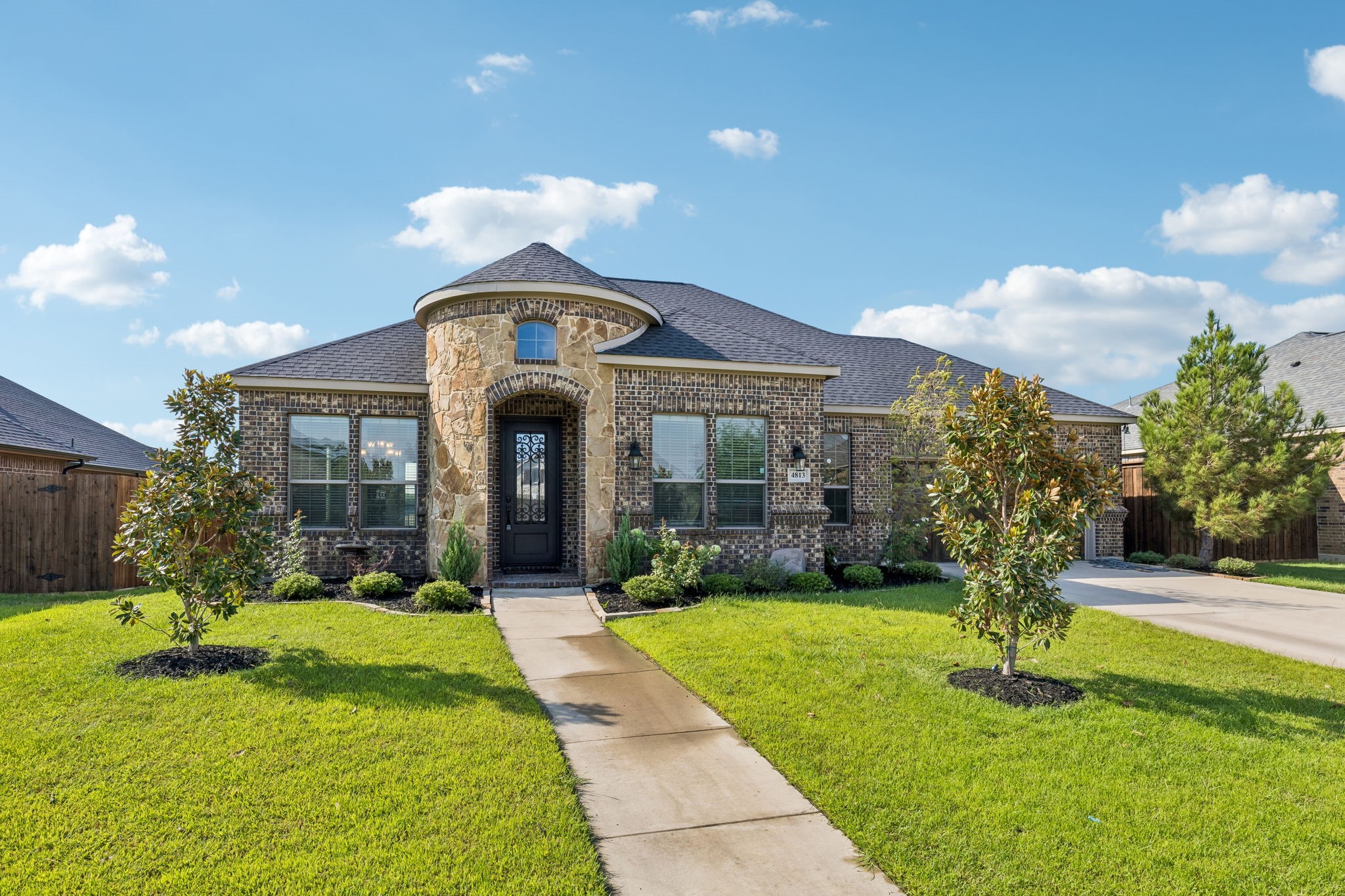 4813 Parkplace Drive