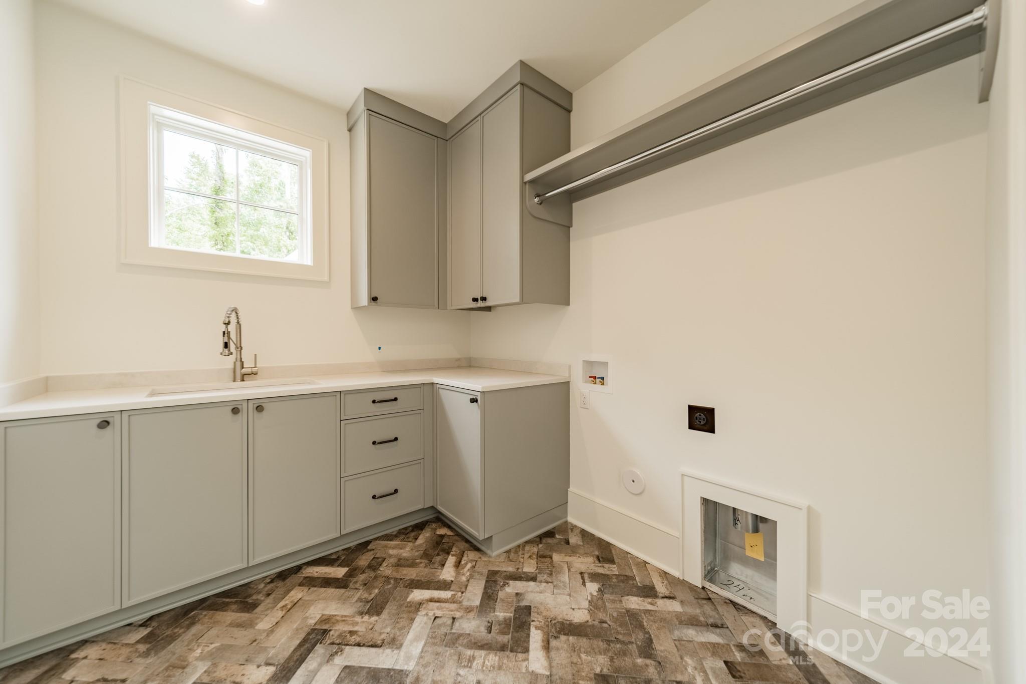 8010 Litaker Manor Court