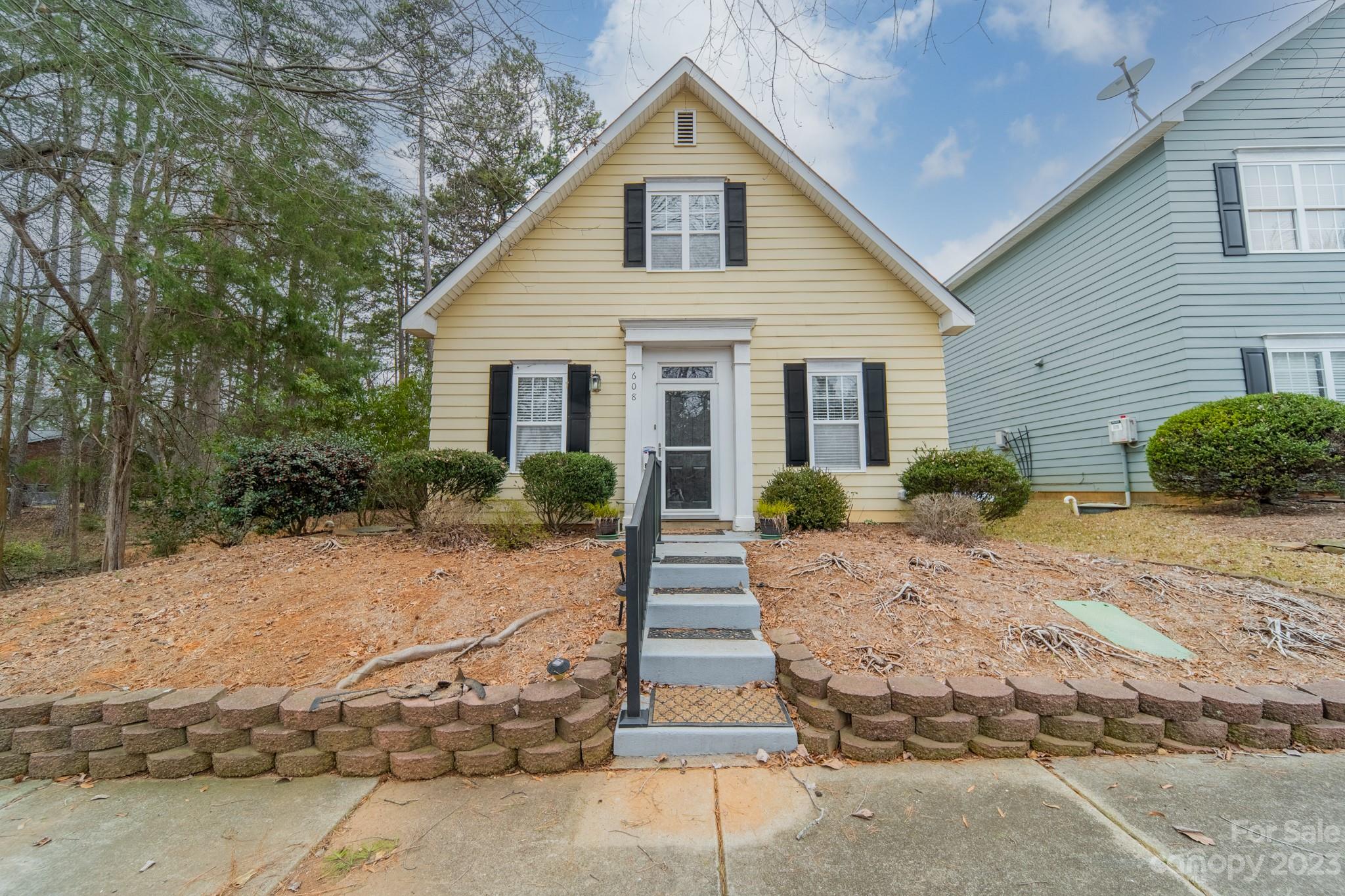 608 Catawba Avenue