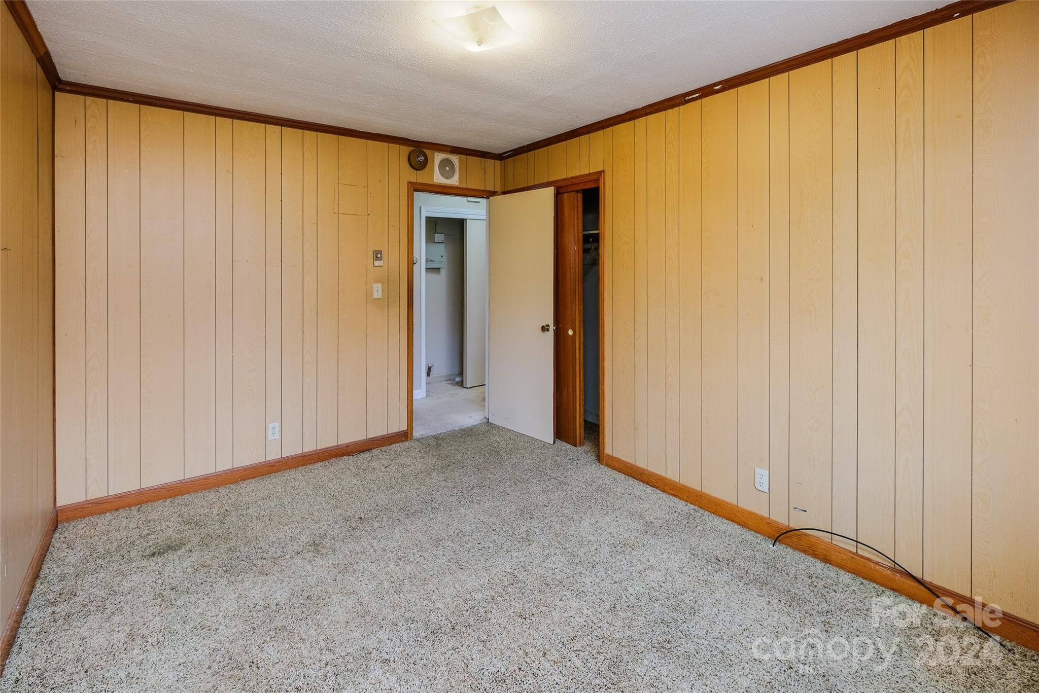 342 Stagecoach Road NW
