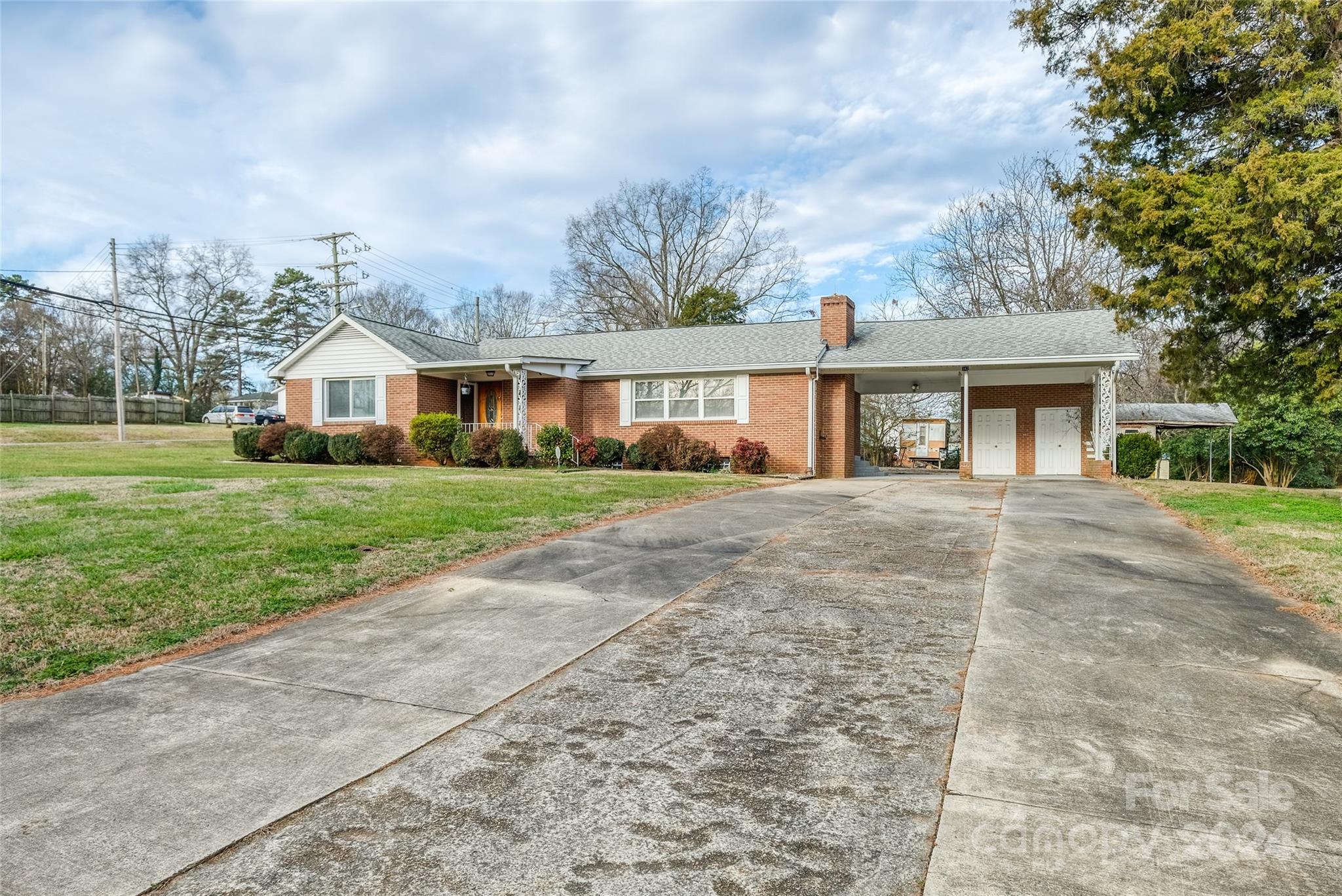 342 Stagecoach Road NW