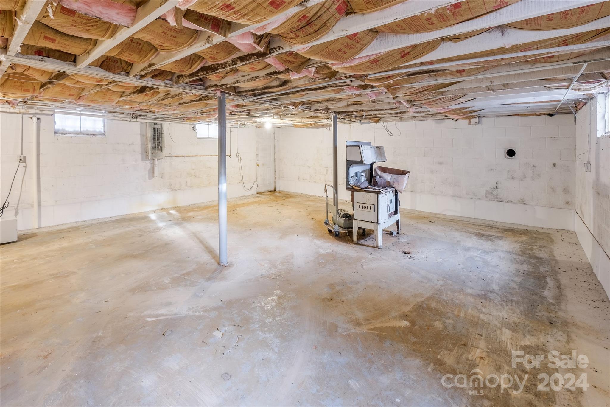 342 Stagecoach Road NW