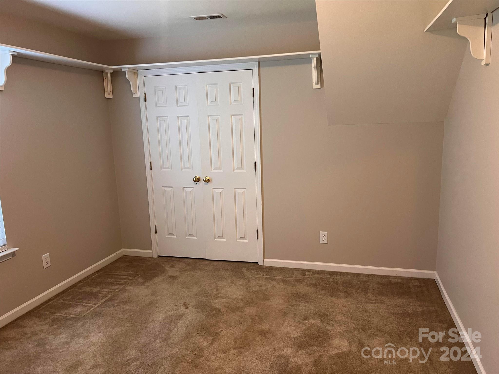 872 Thistledown Drive