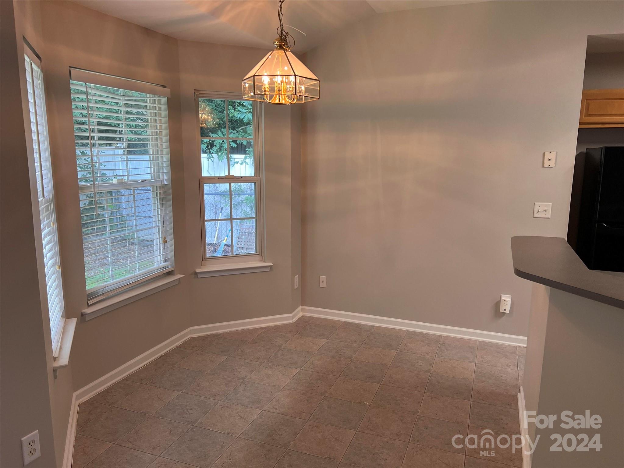 872 Thistledown Drive