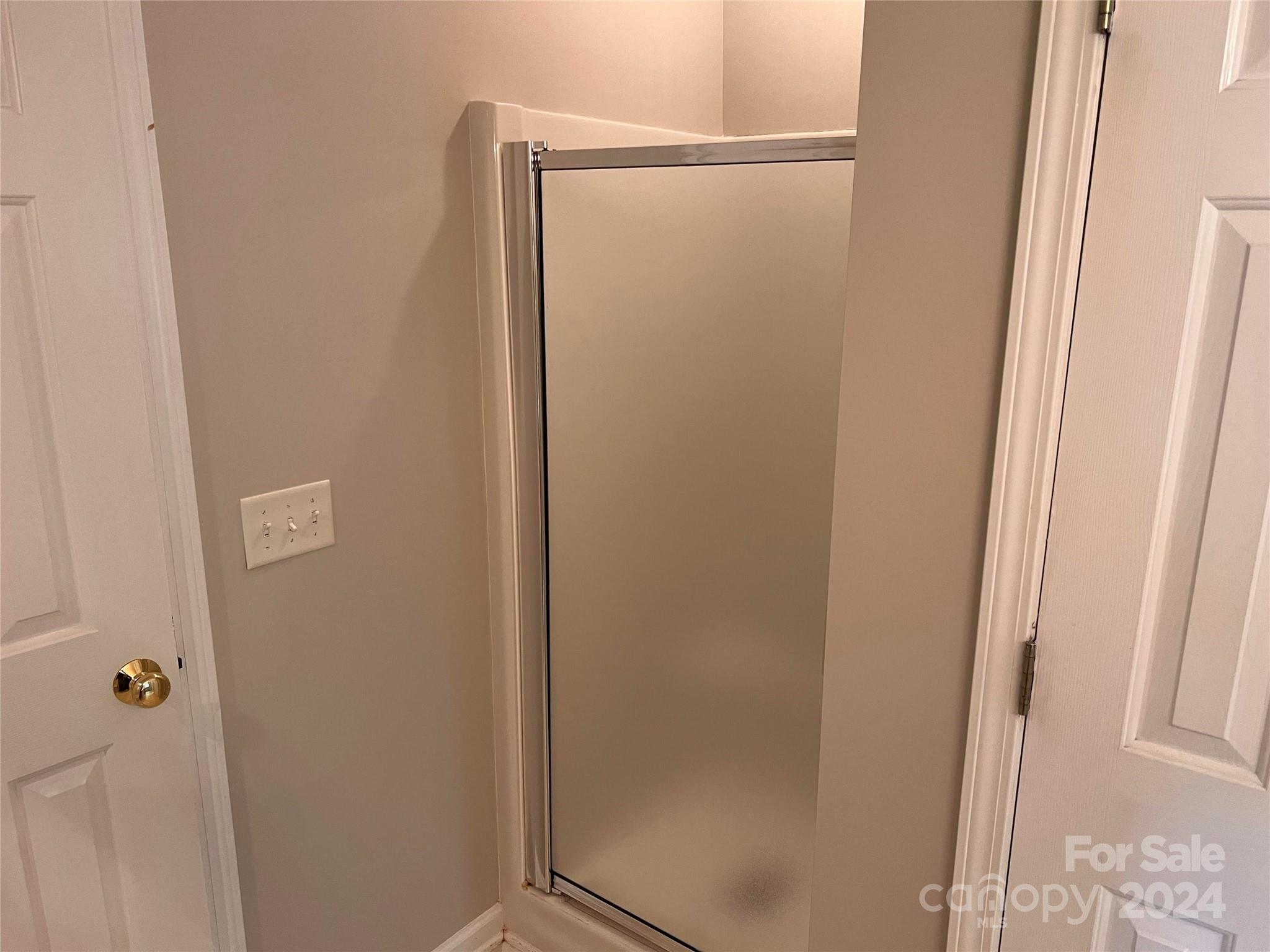 872 Thistledown Drive
