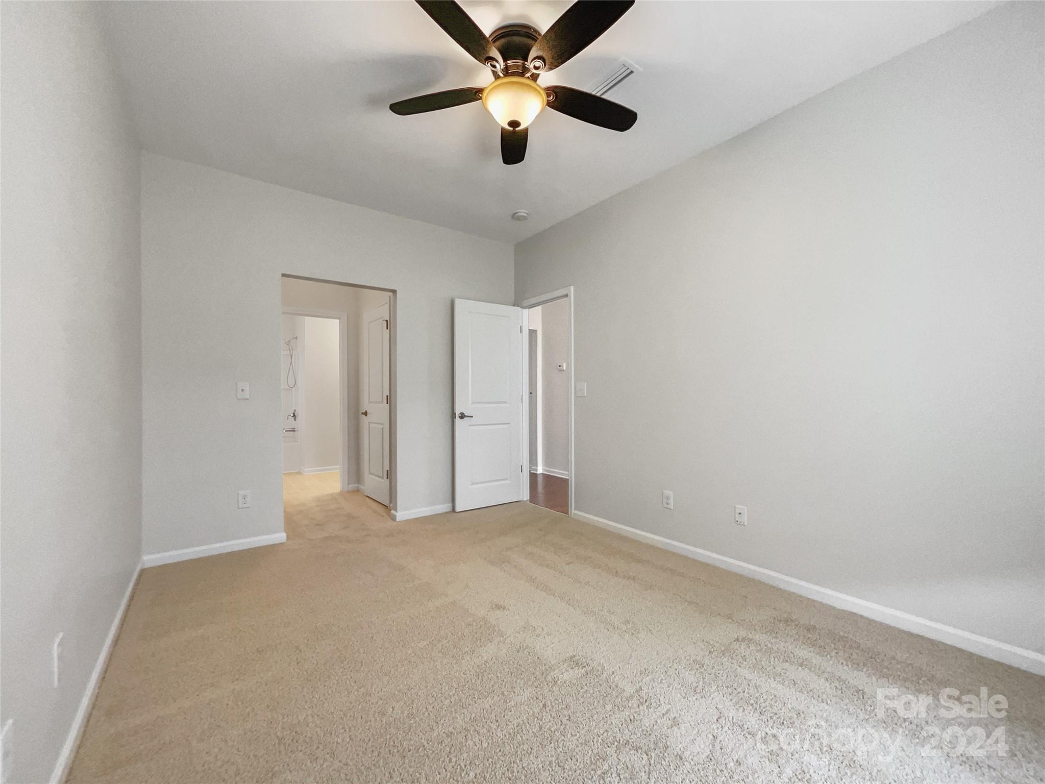 24589 Blue Heron Circle