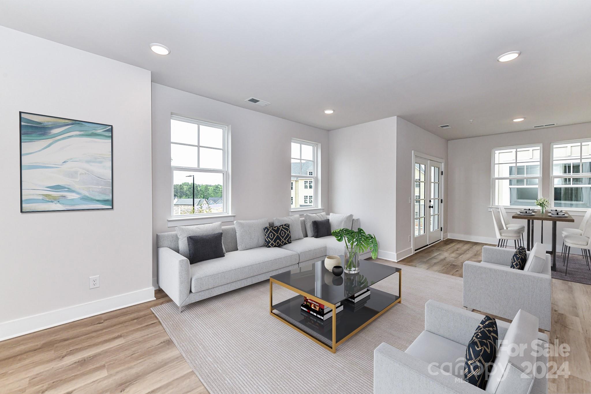 723 Beaty Street Unit: 4