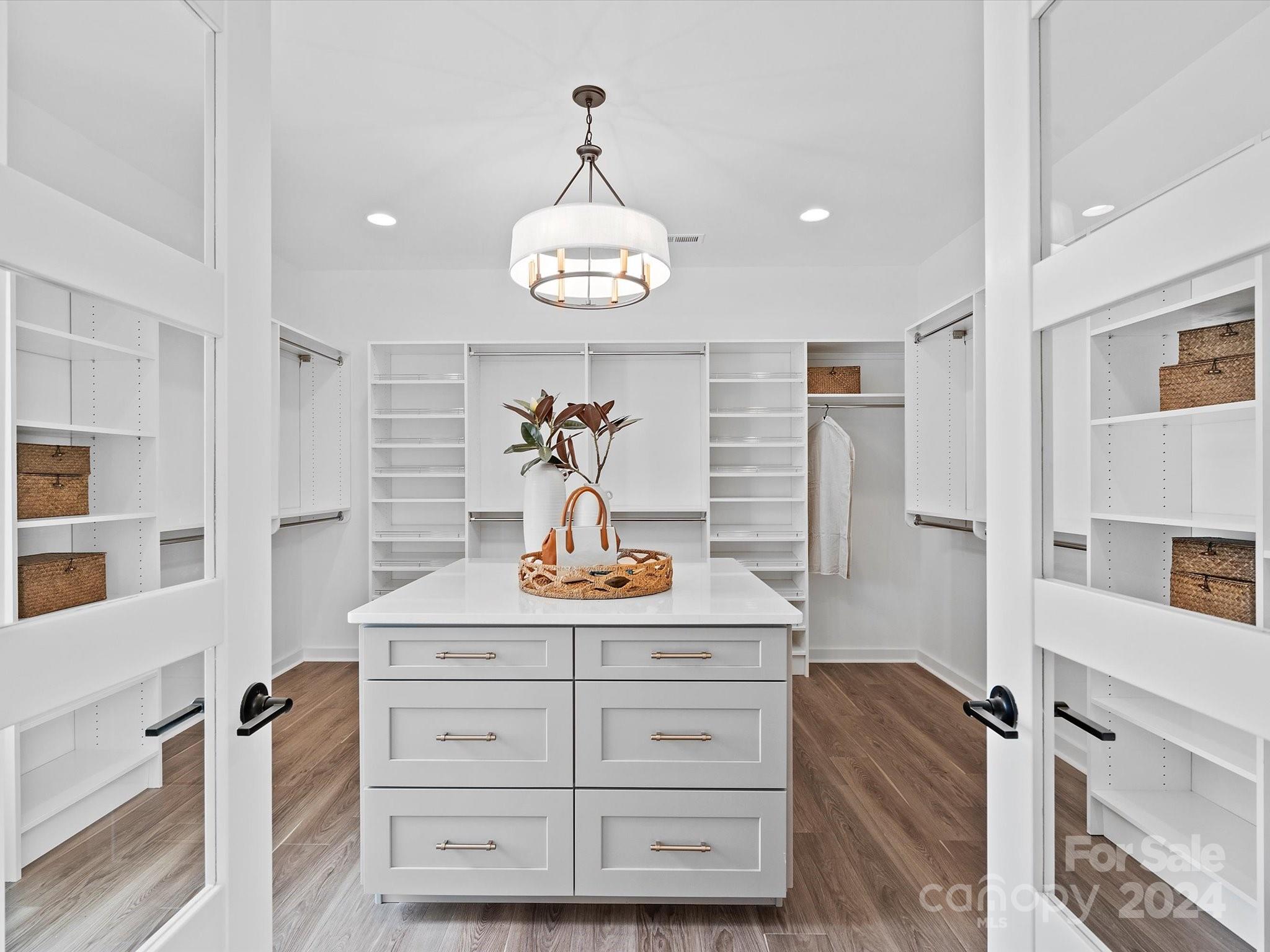 6116 Jepson Court