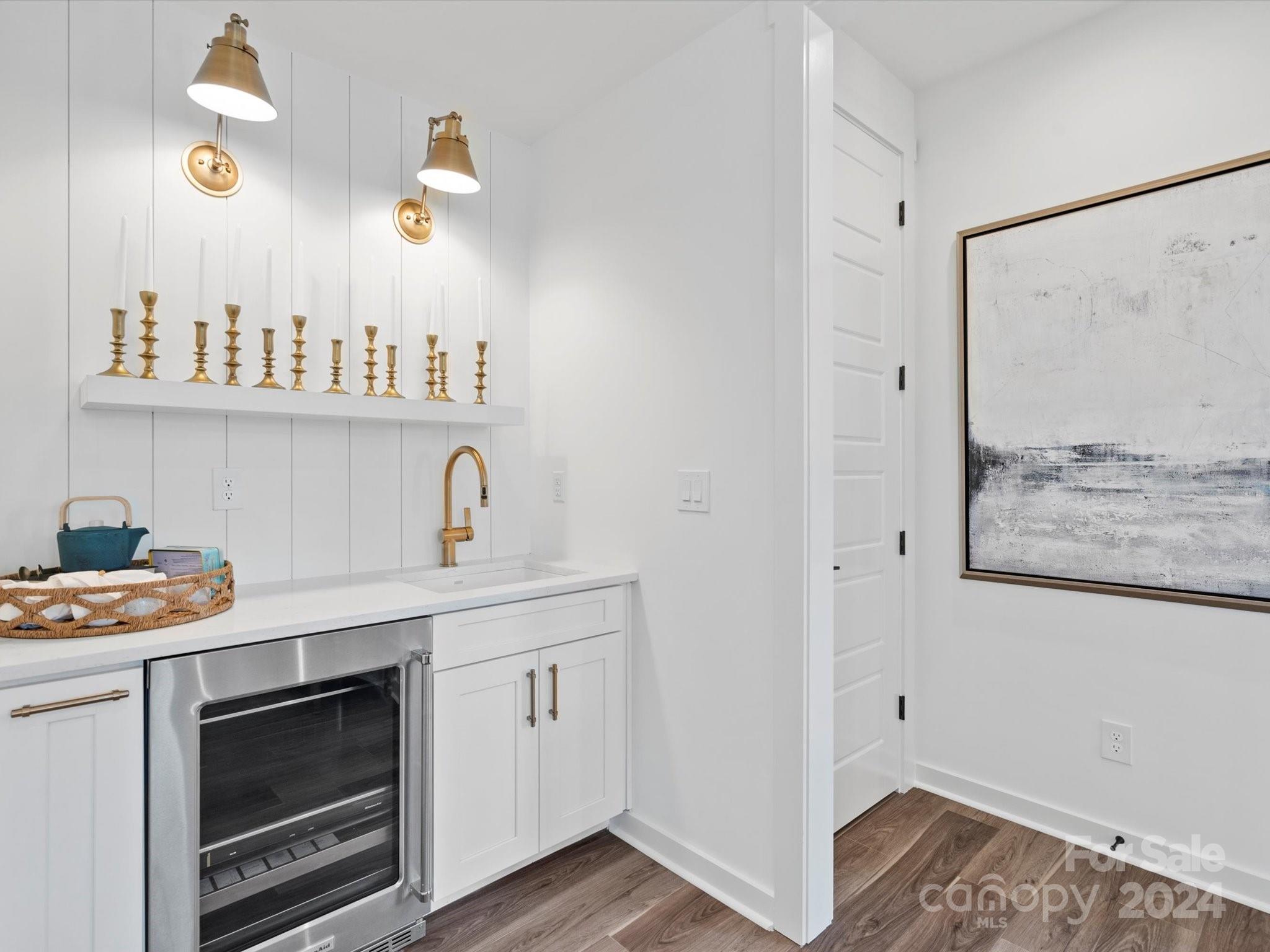 6116 Jepson Court