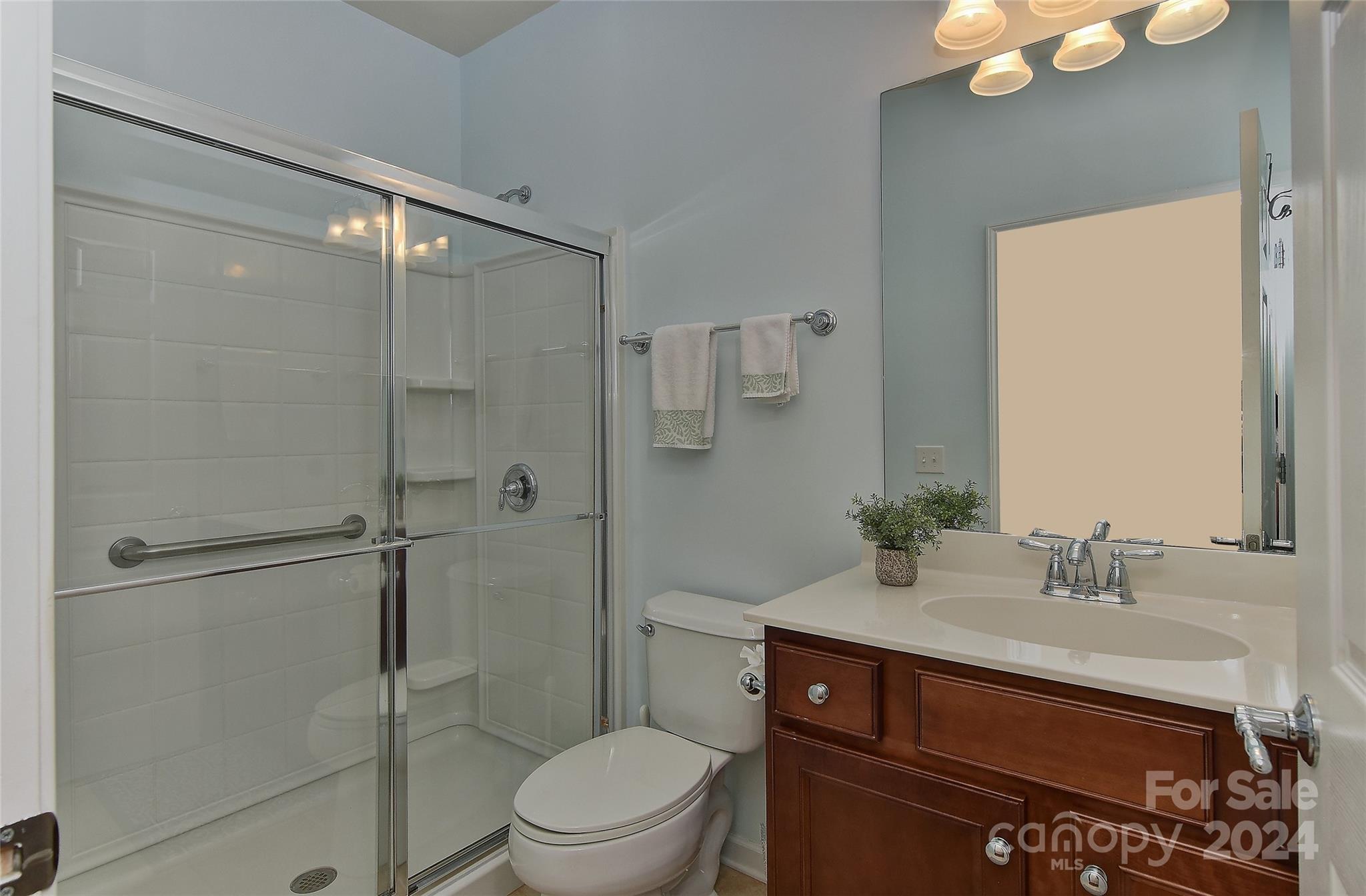 8071 Crater Lake Drive