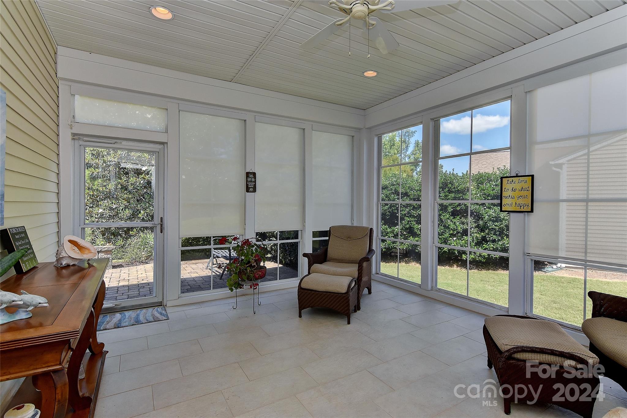 8071 Crater Lake Drive