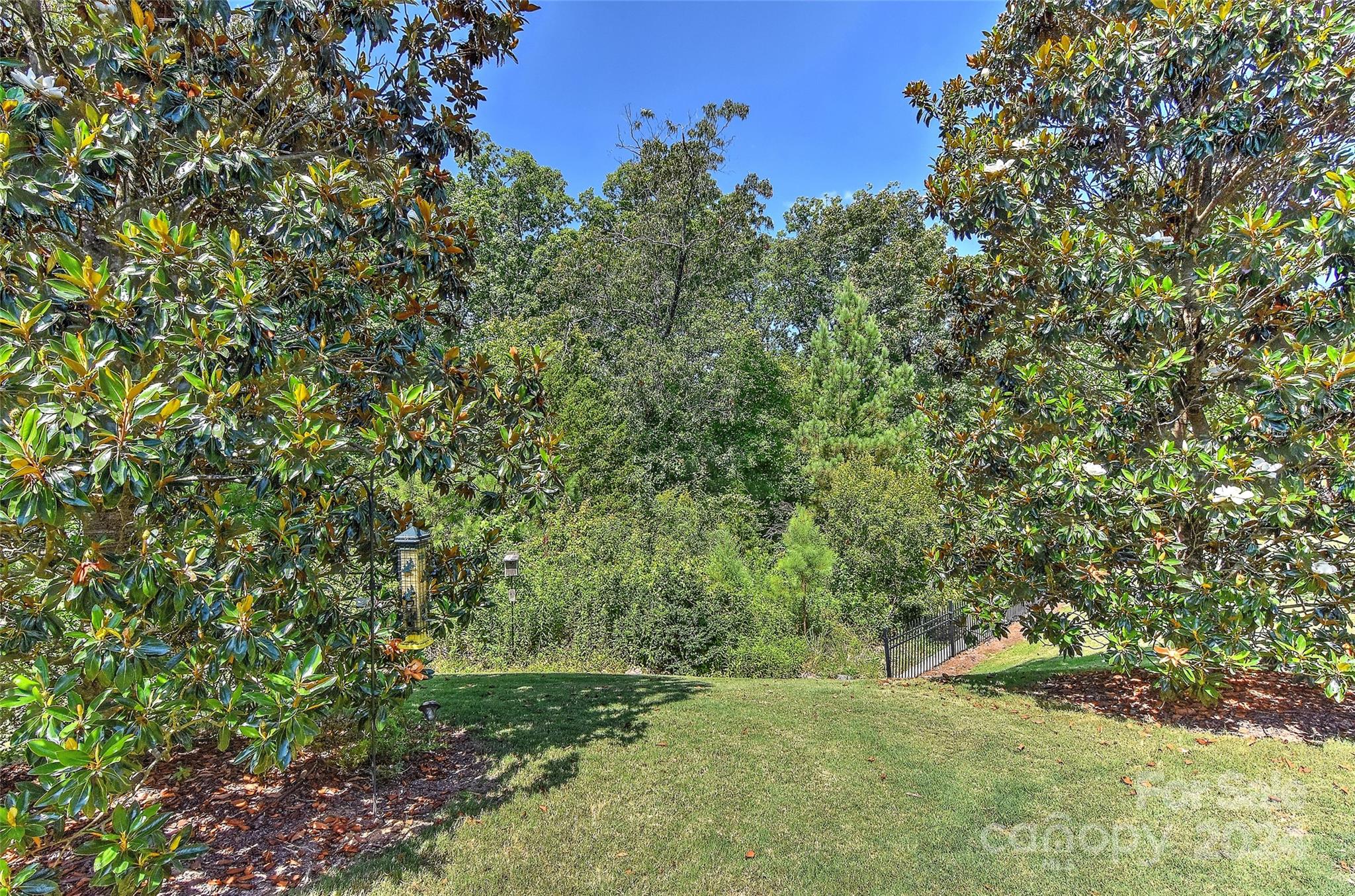 8071 Crater Lake Drive