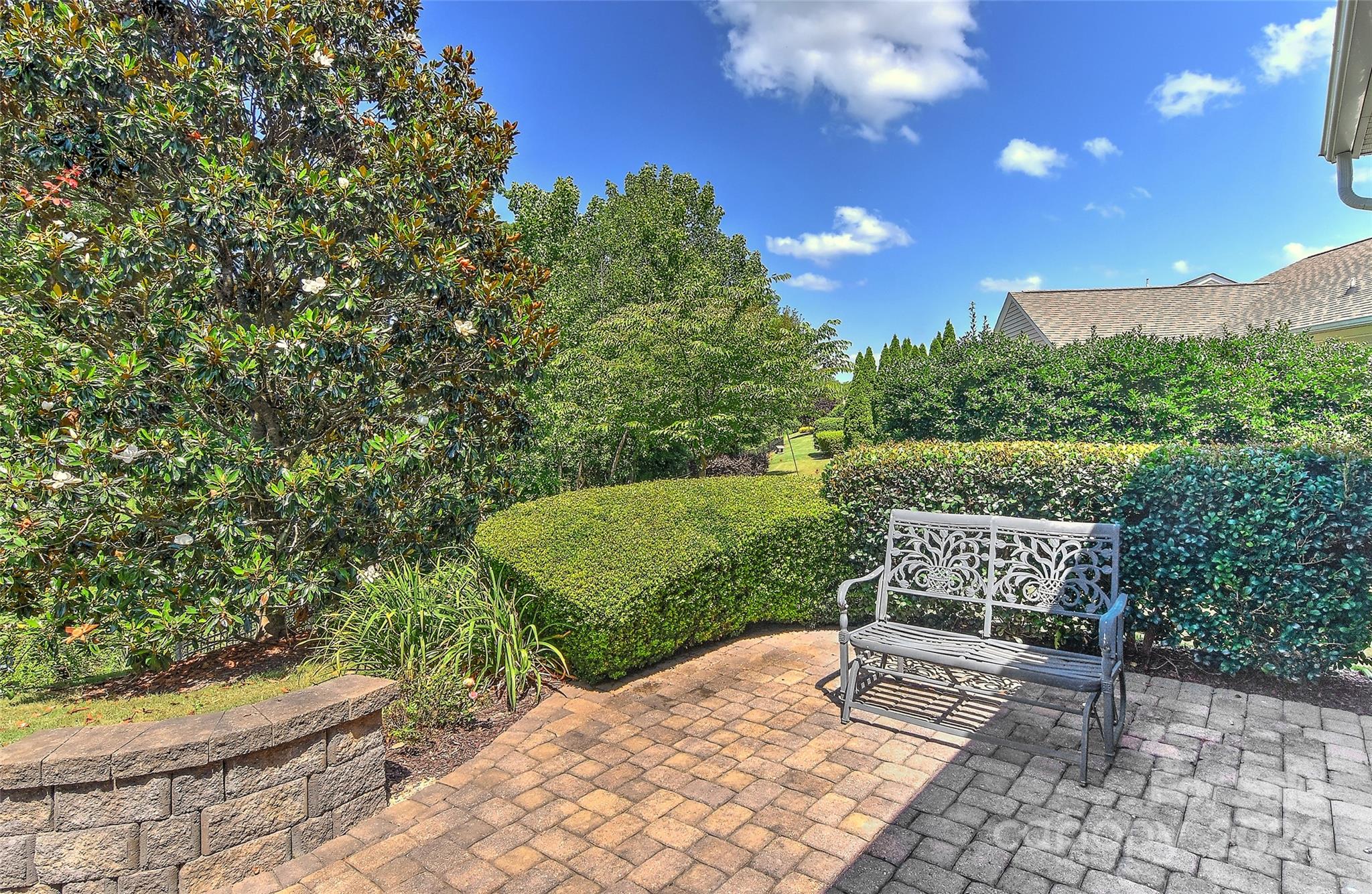 8071 Crater Lake Drive