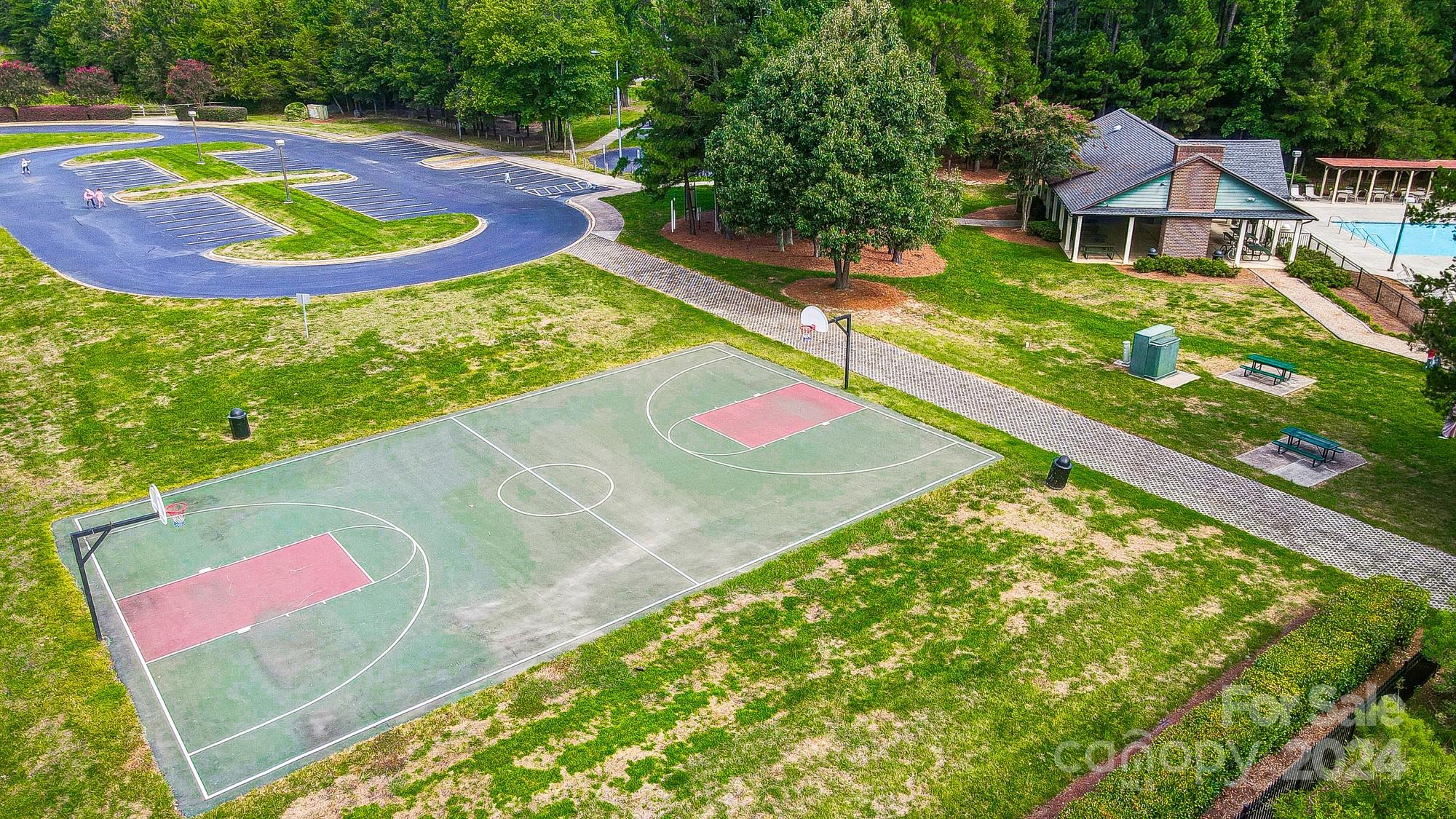 6602 Cragland Court