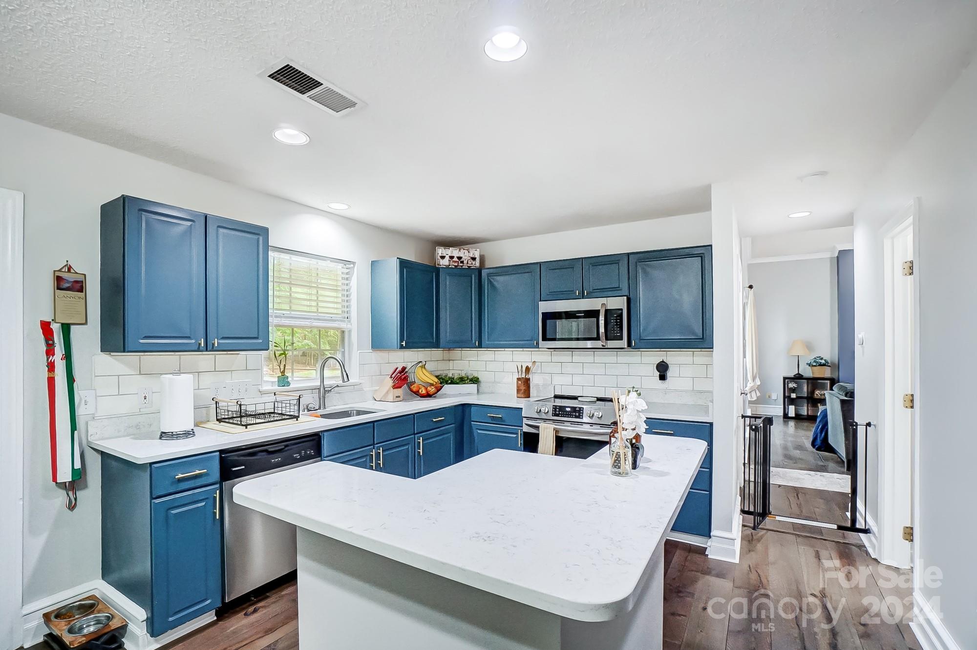 6602 Cragland Court
