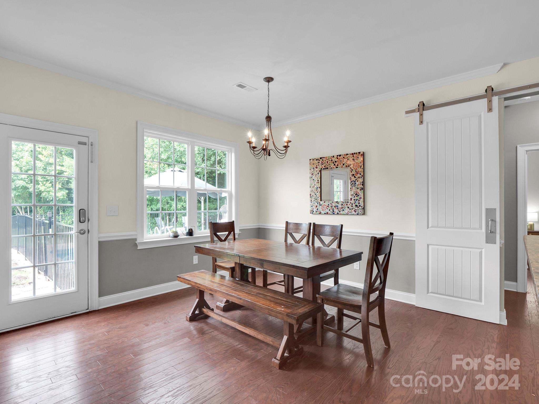 3800 Bronte Lane