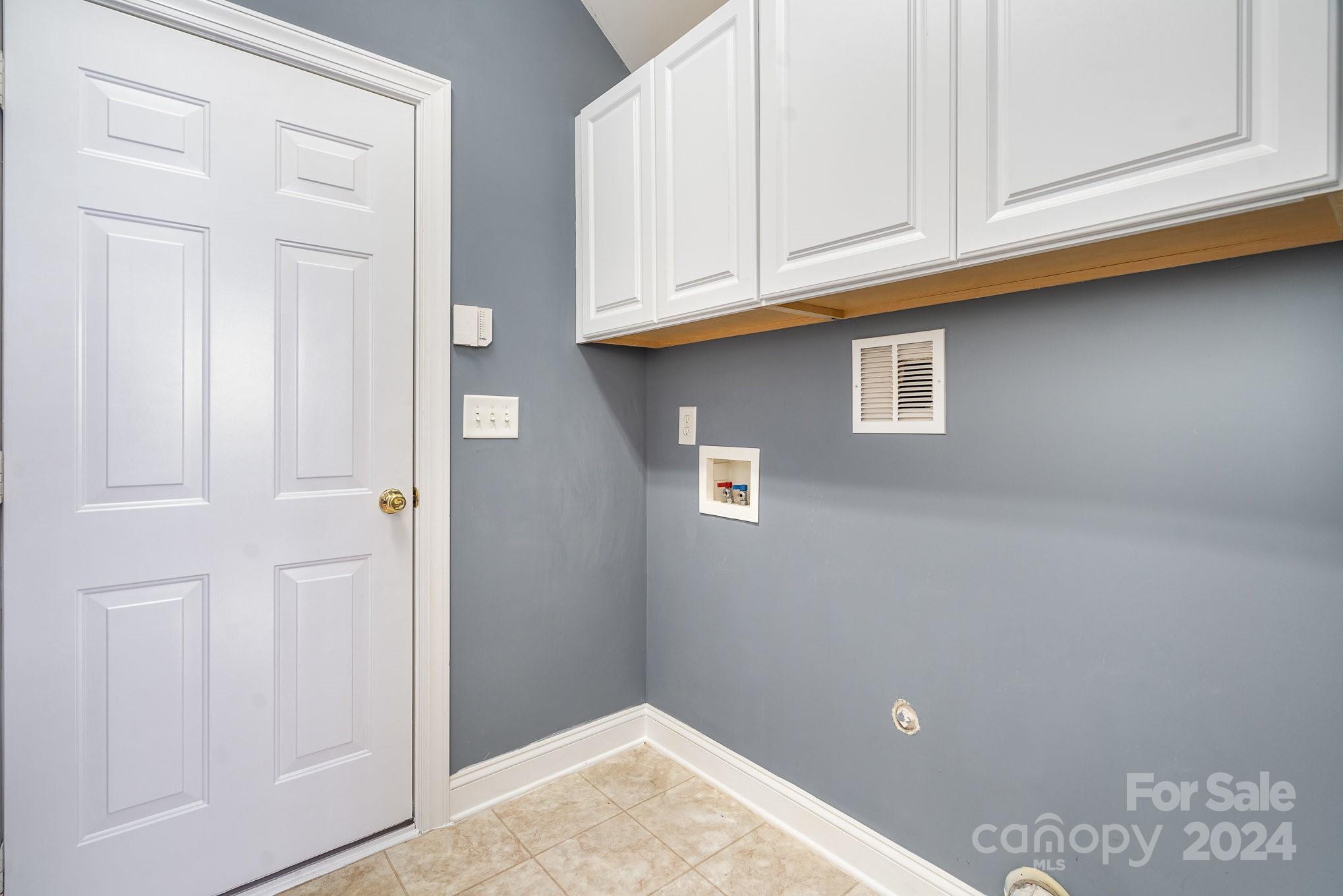 1308 Gainsborough Drive