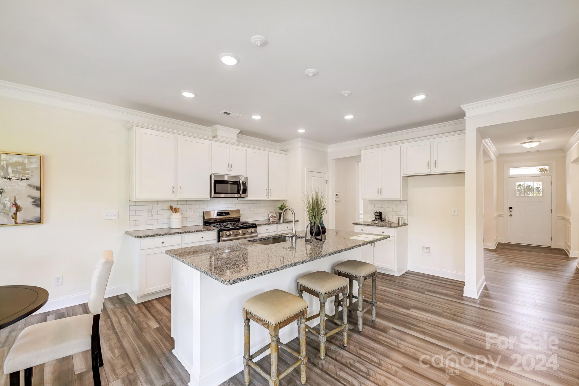 8760 Acadia Parkway Unit: 607