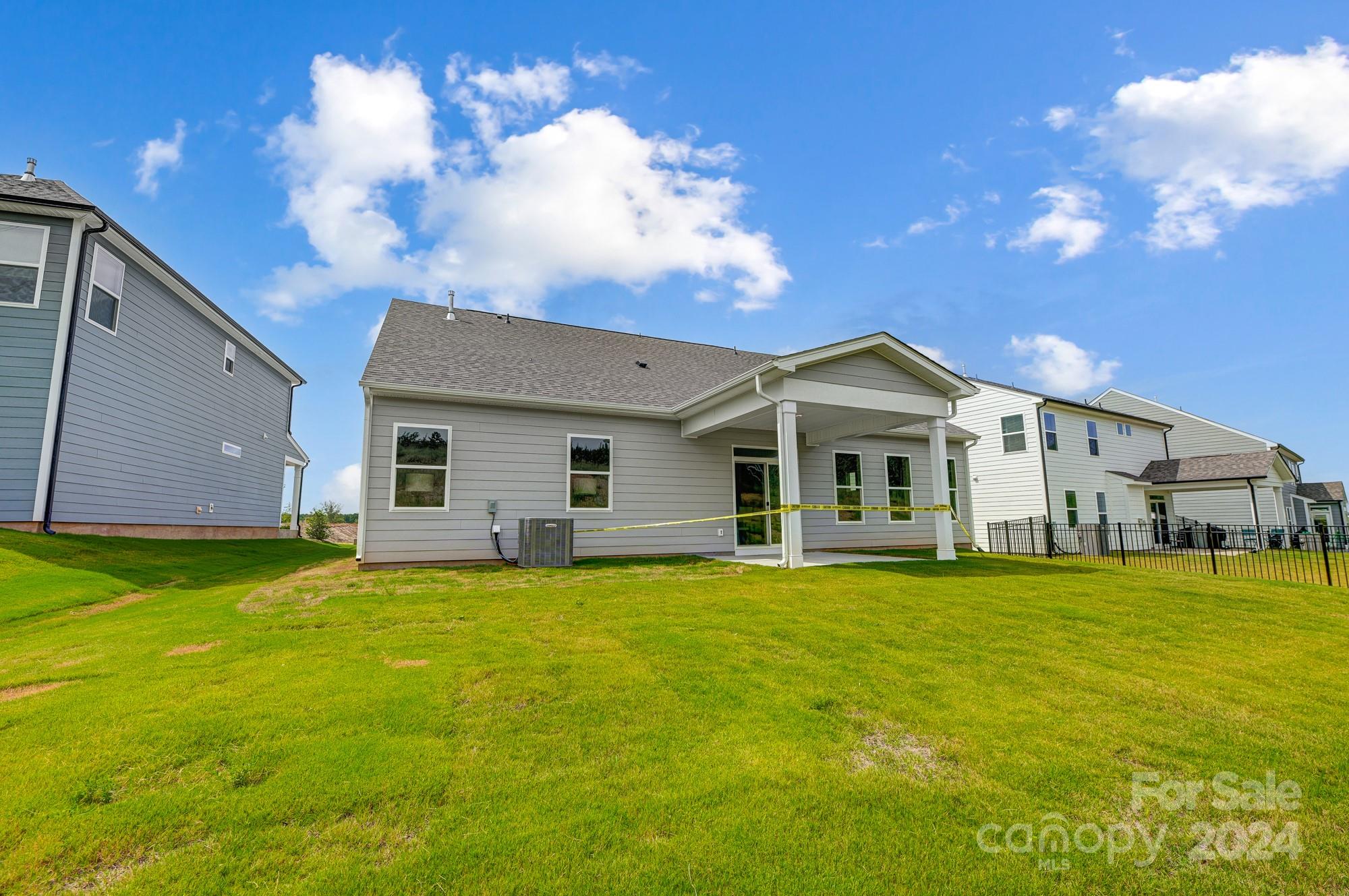 8760 Acadia Parkway Unit: 607