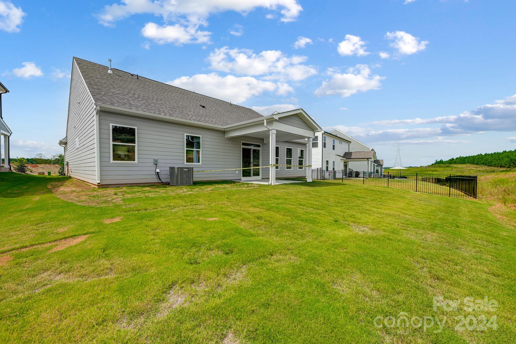 8760 Acadia Parkway Unit: 607