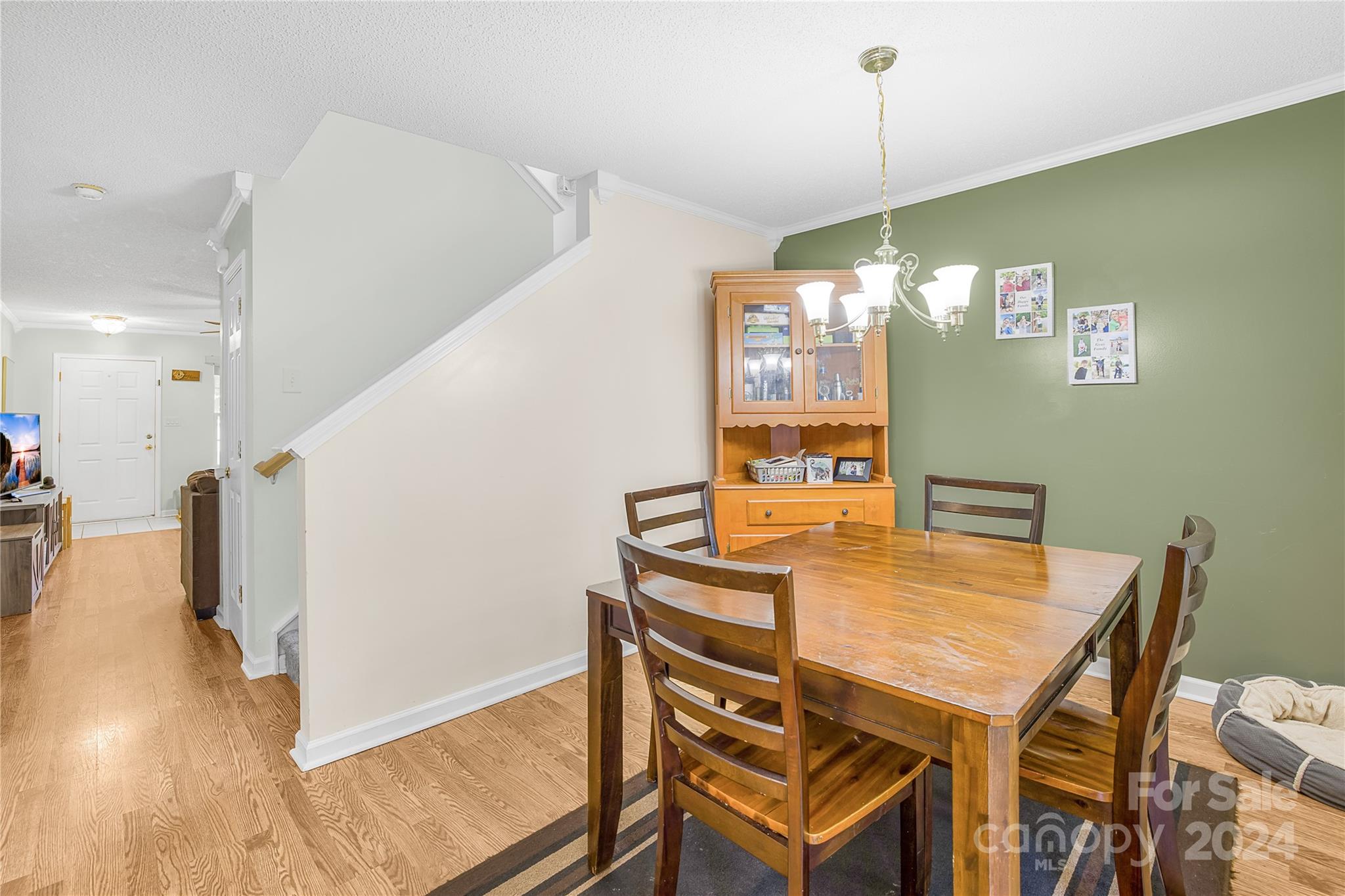 518 River View Drive