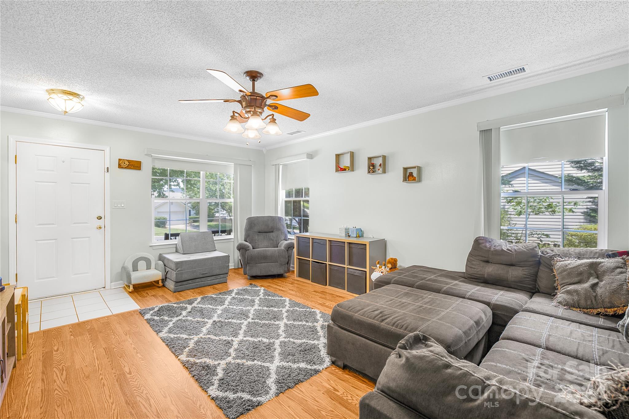 518 River View Drive