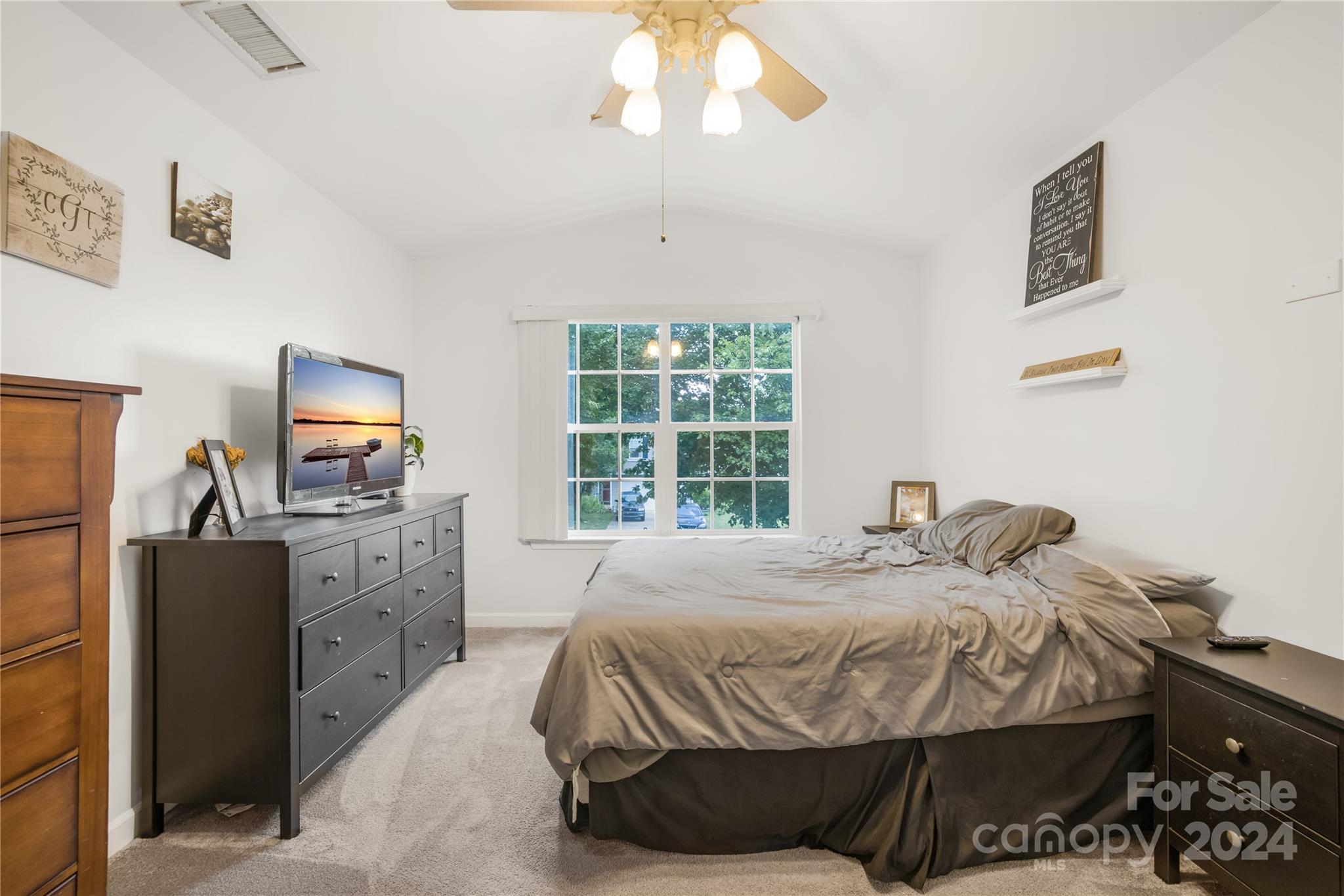 518 River View Drive