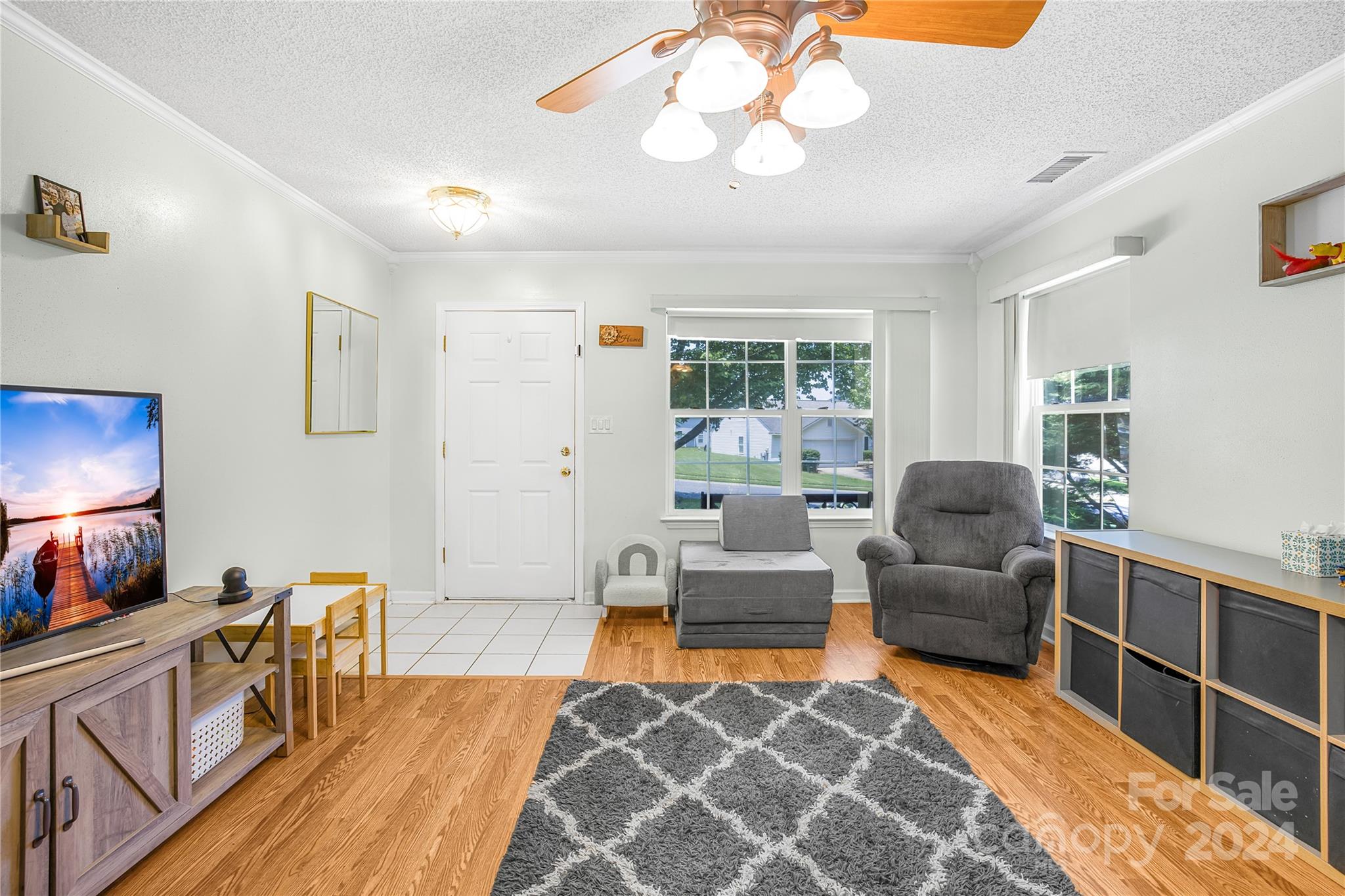 518 River View Drive