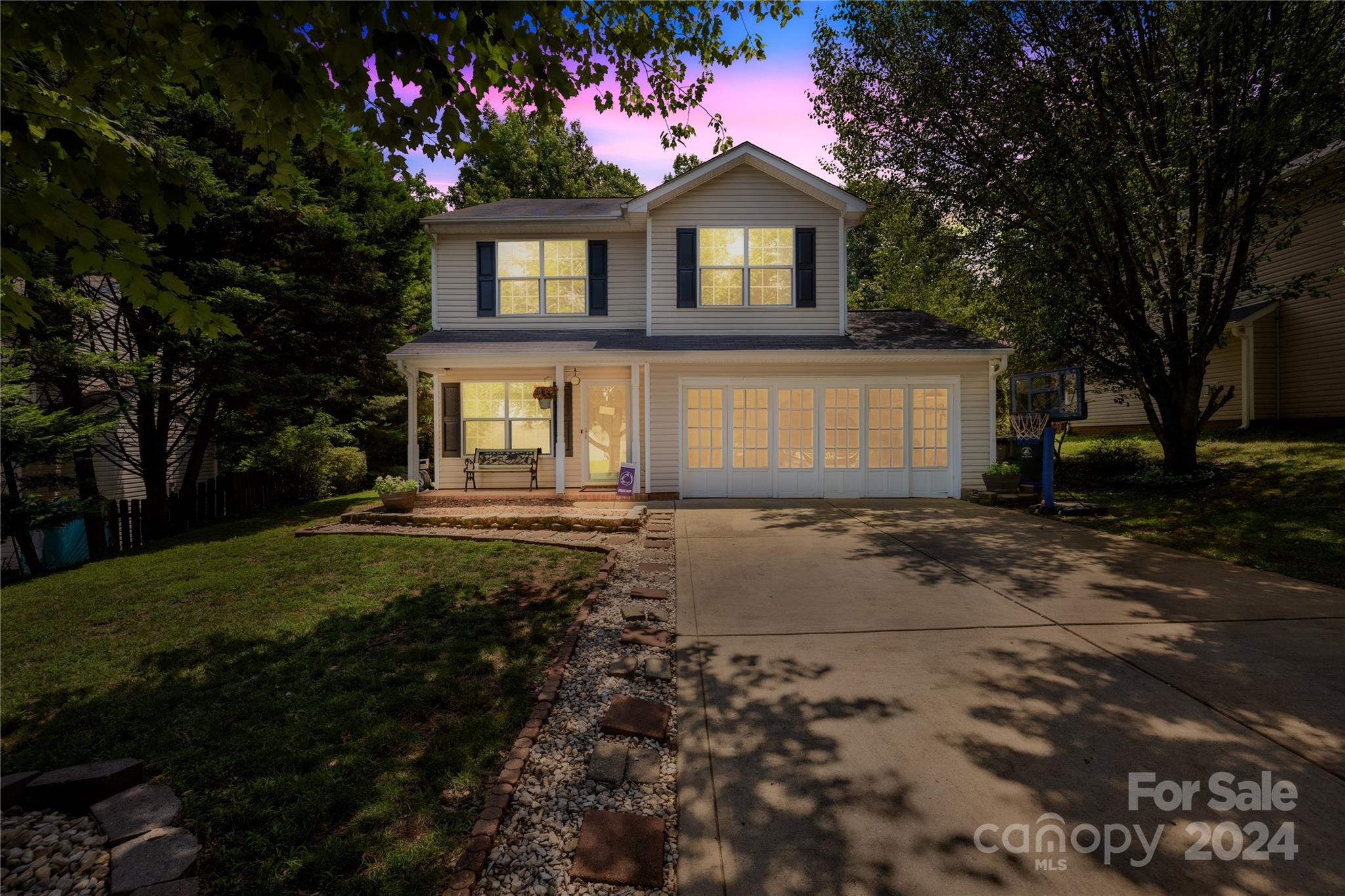 518 River View Drive