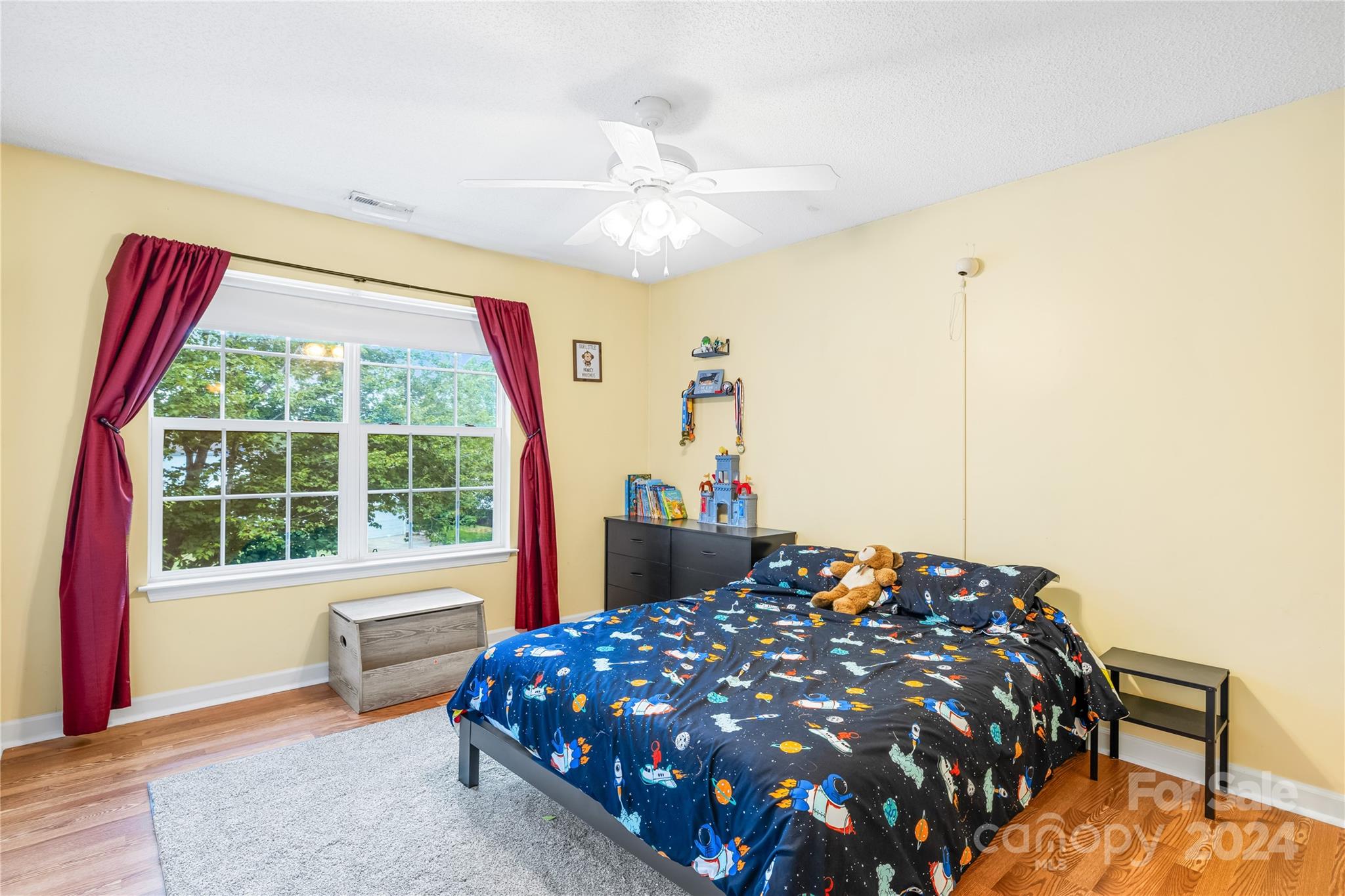 518 River View Drive