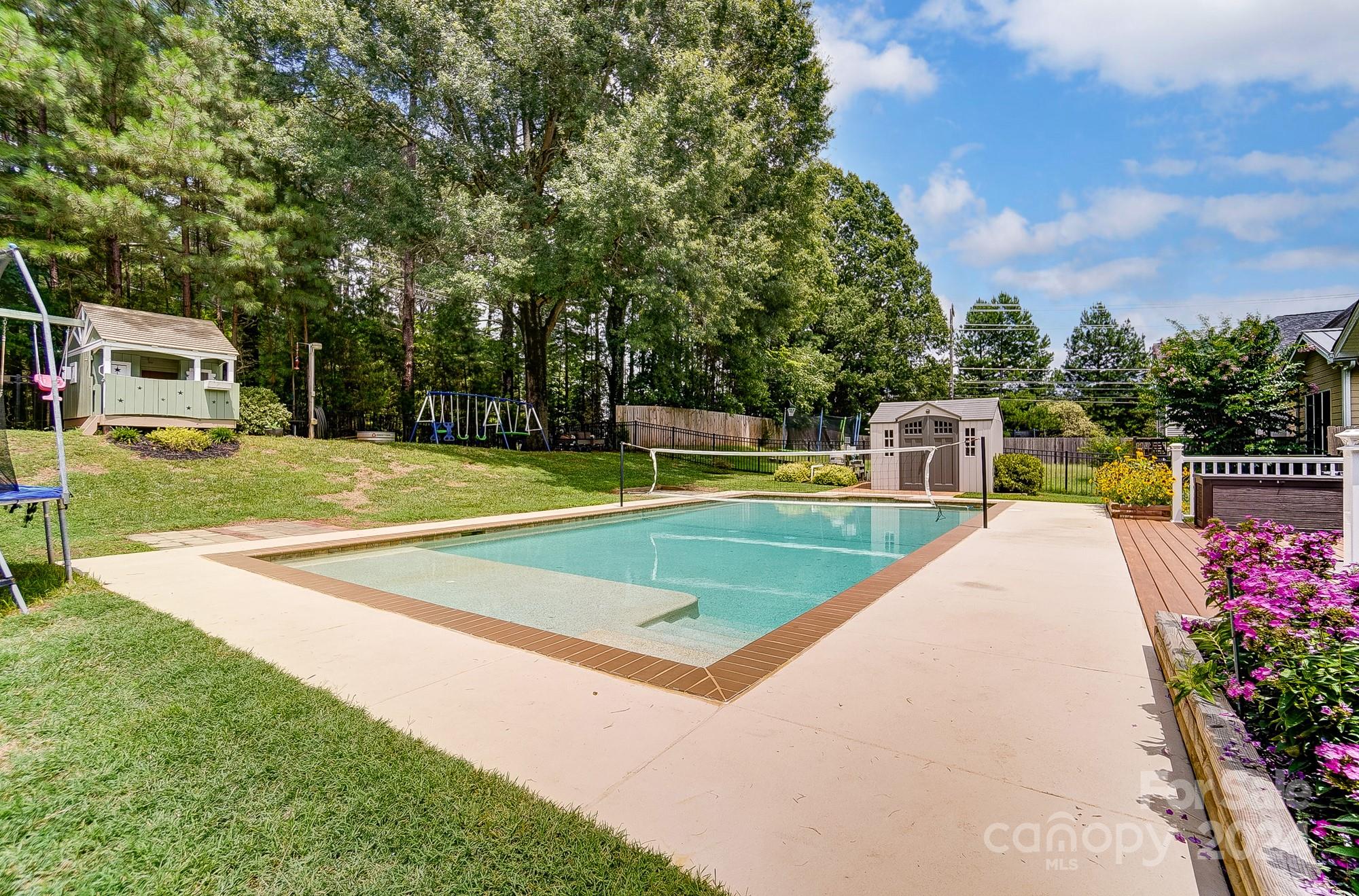 112 Hedgewood Drive Unit: 3