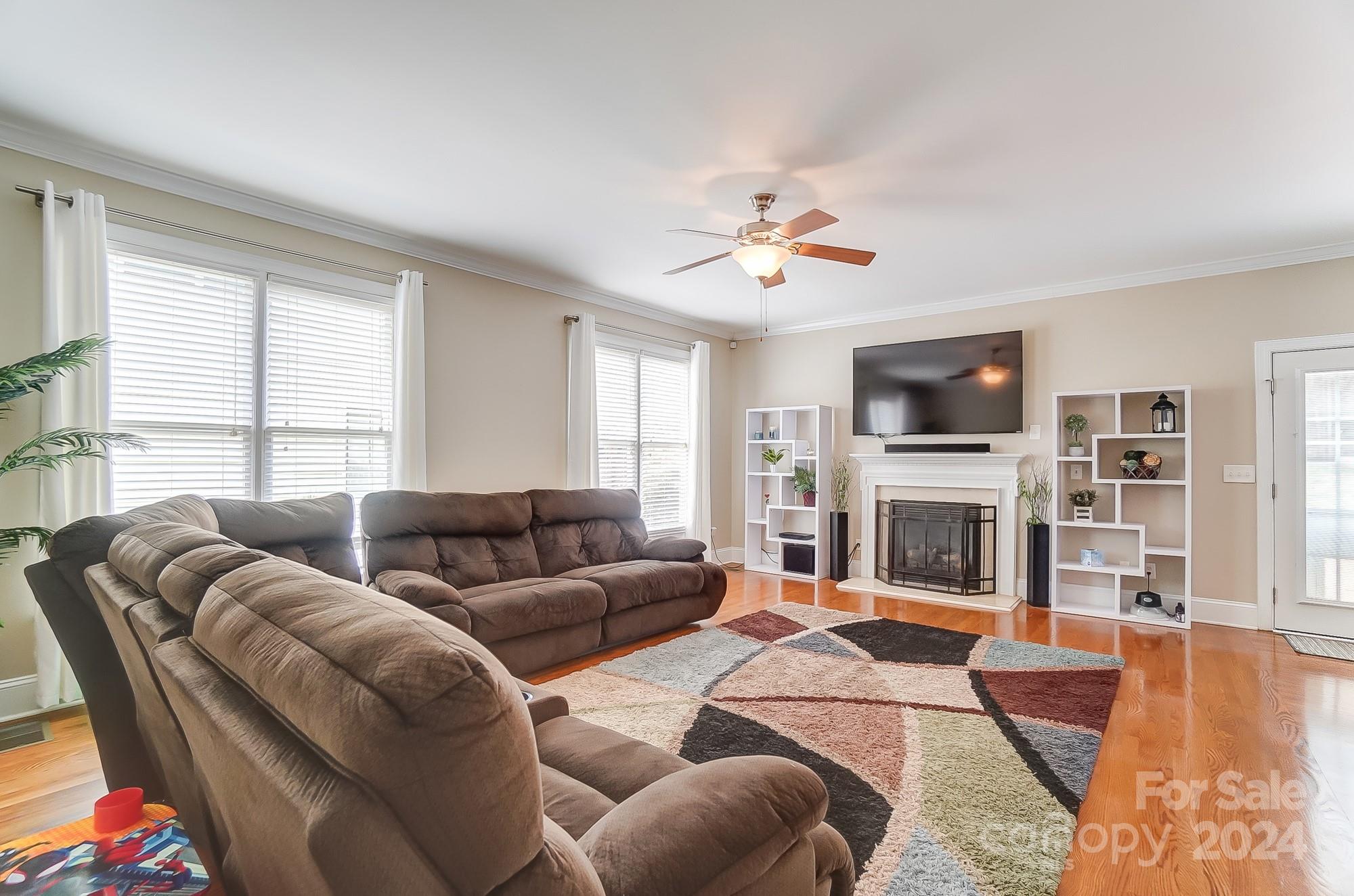 112 Hedgewood Drive Unit: 3