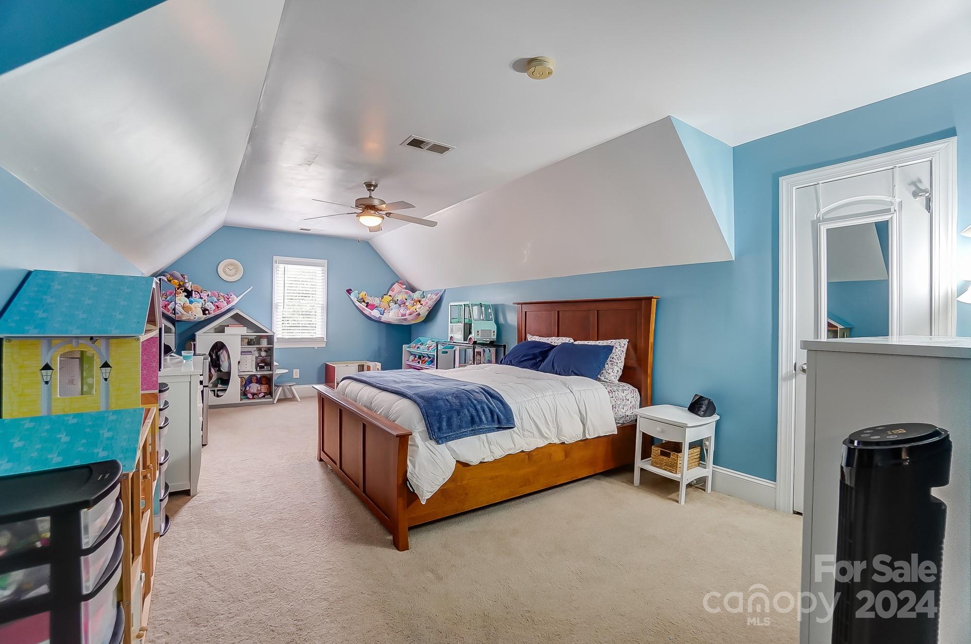 112 Hedgewood Drive Unit: 3