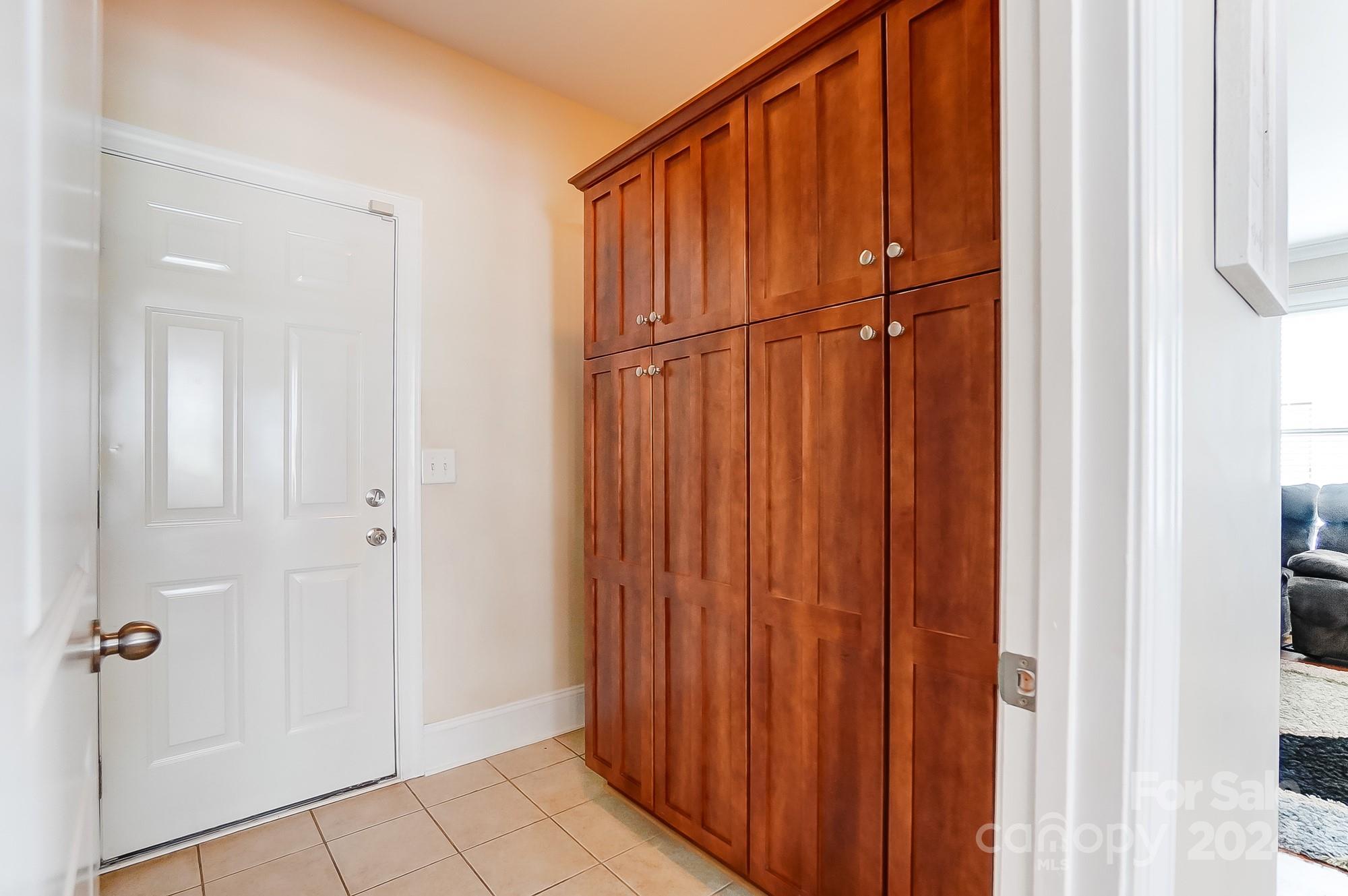 112 Hedgewood Drive Unit: 3