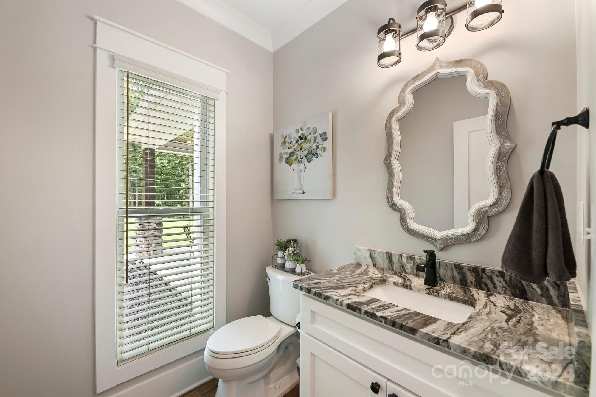 2710 Lee Lawing Road Unit: 12