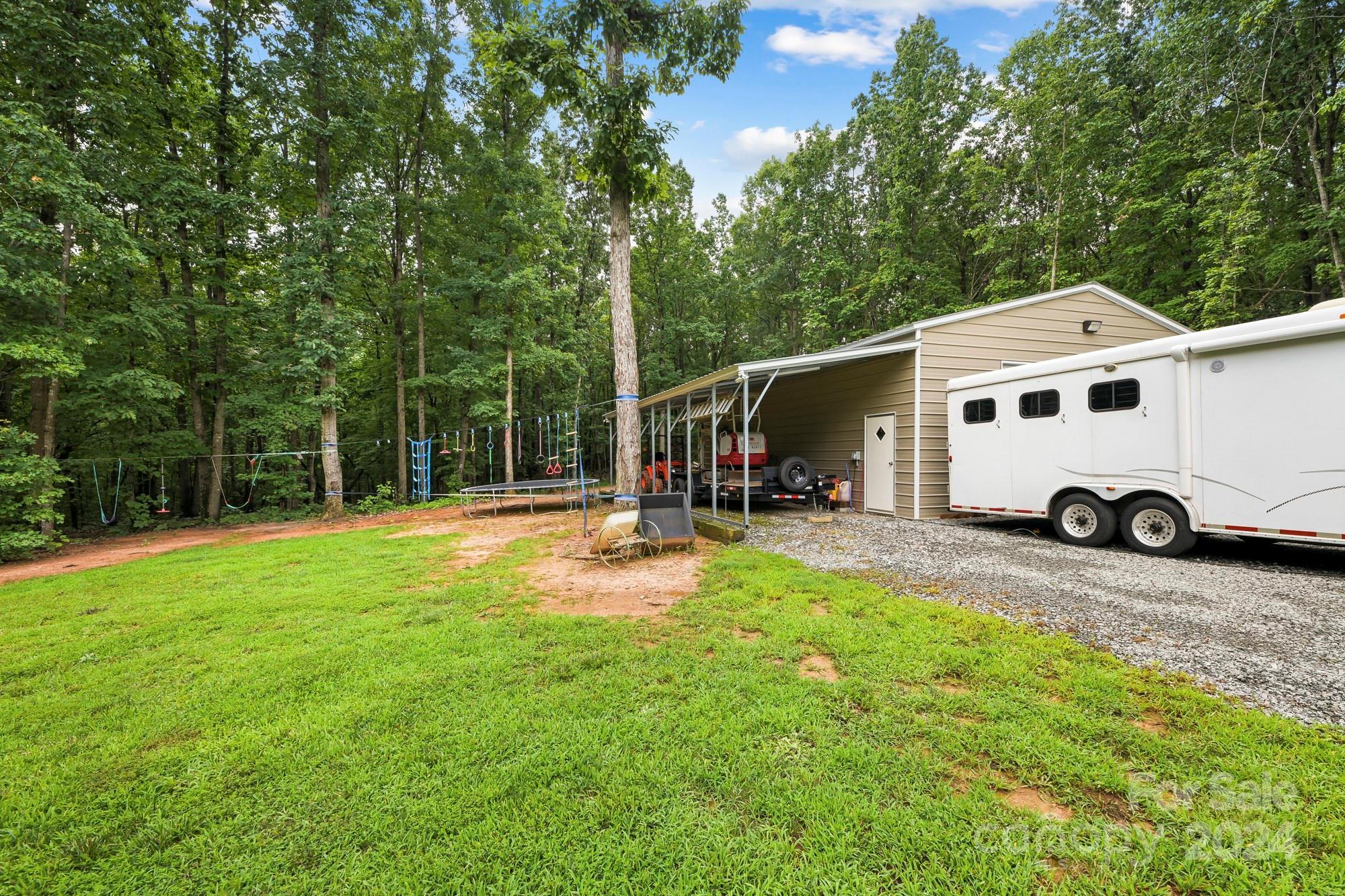 2710 Lee Lawing Road Unit: 12