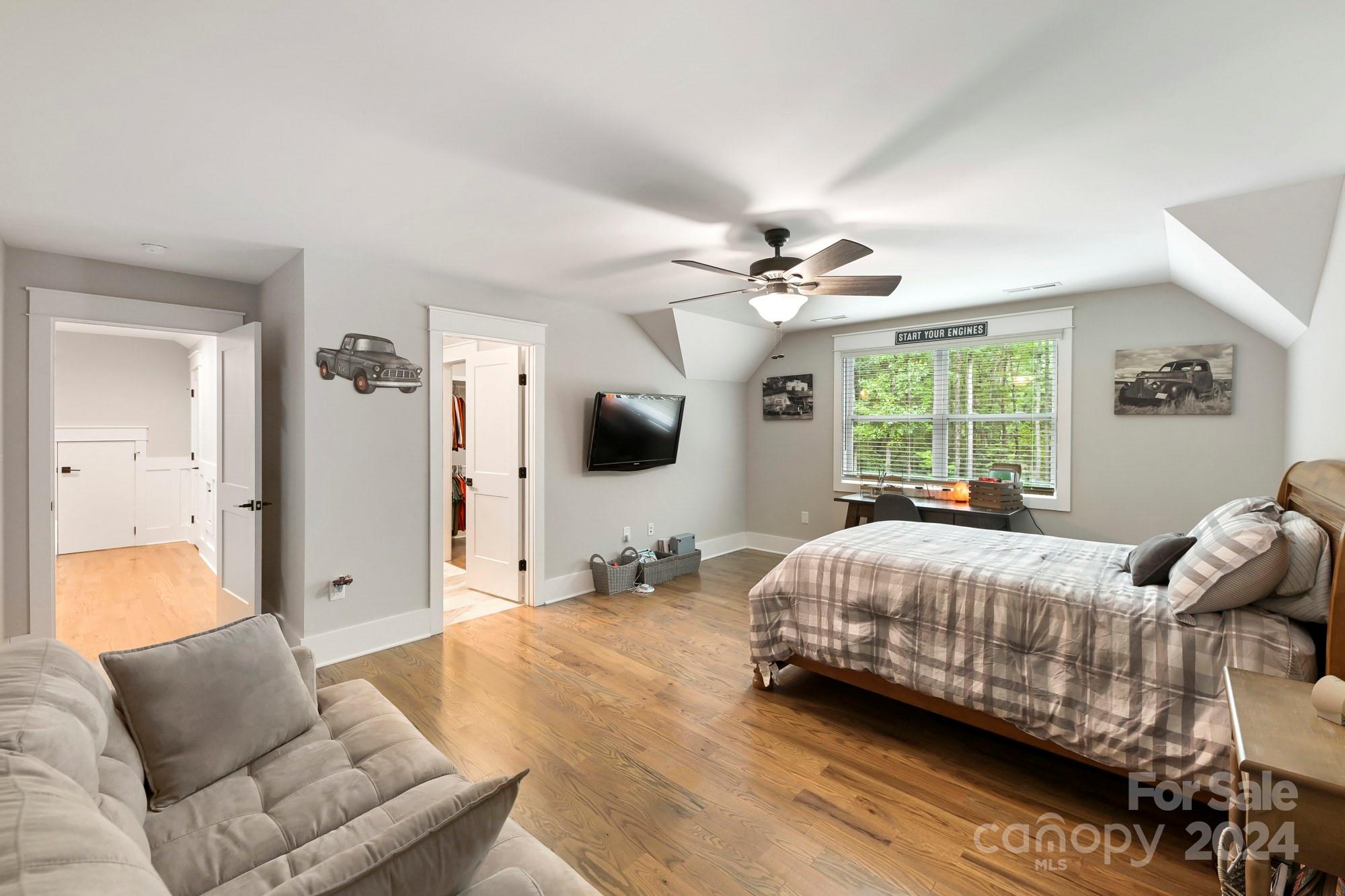 2710 Lee Lawing Road Unit: 12