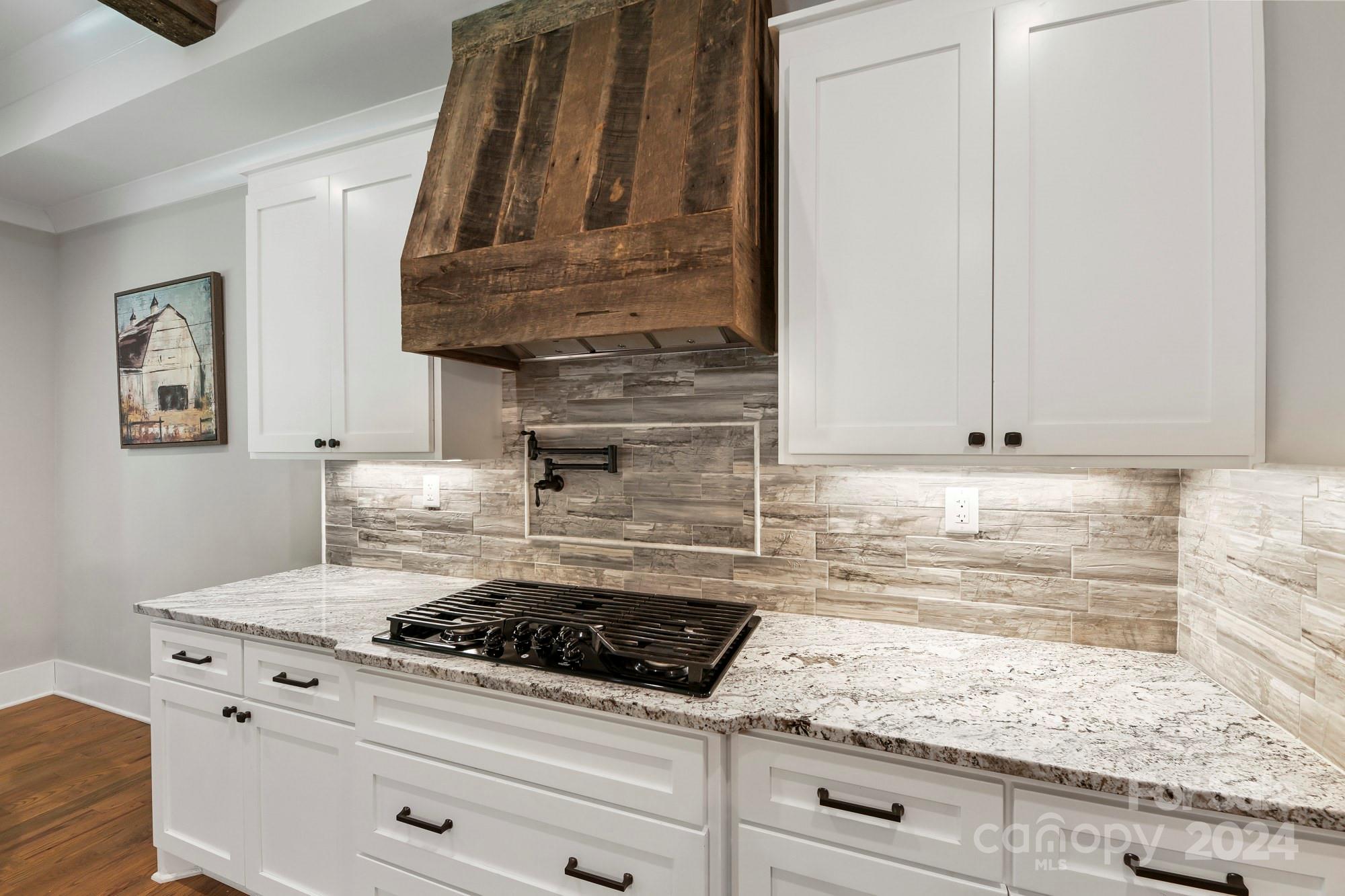 2710 Lee Lawing Road Unit: 12