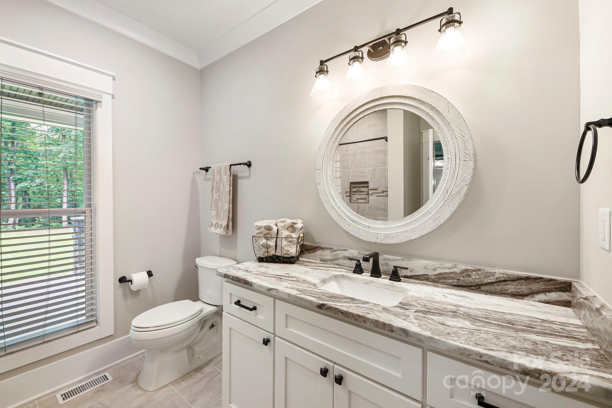2710 Lee Lawing Road Unit: 12