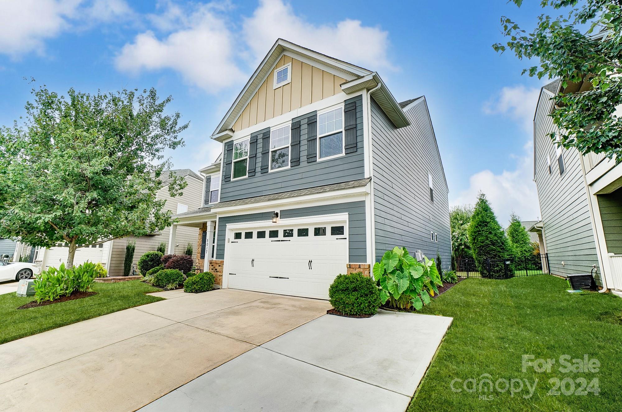 5017 Fenwick Court