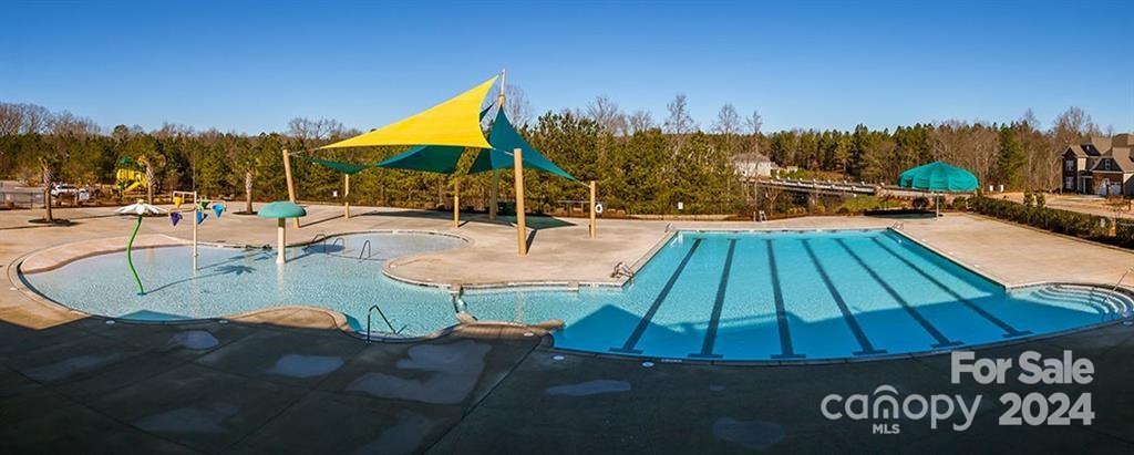 5017 Fenwick Court
