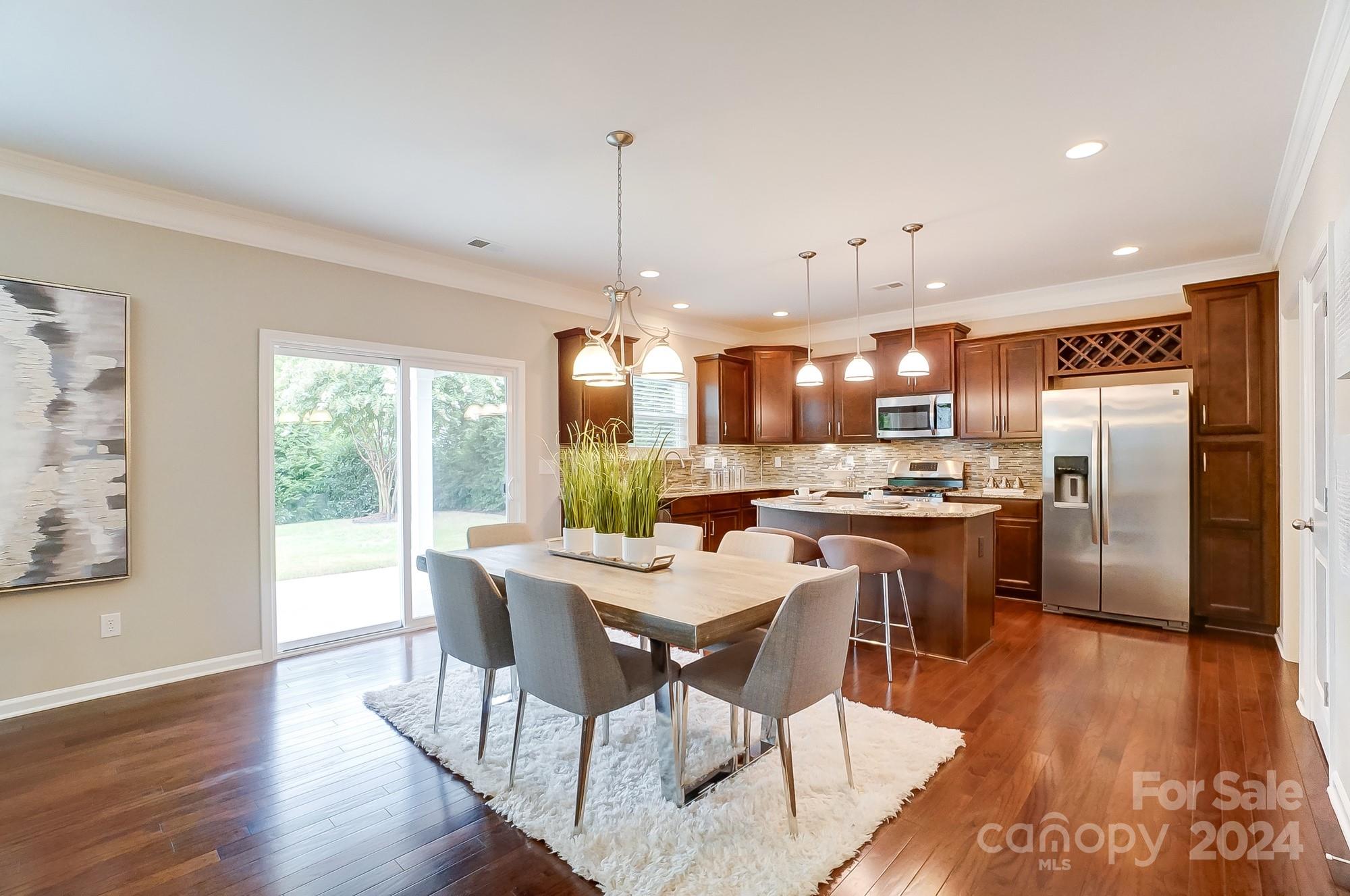 5017 Fenwick Court