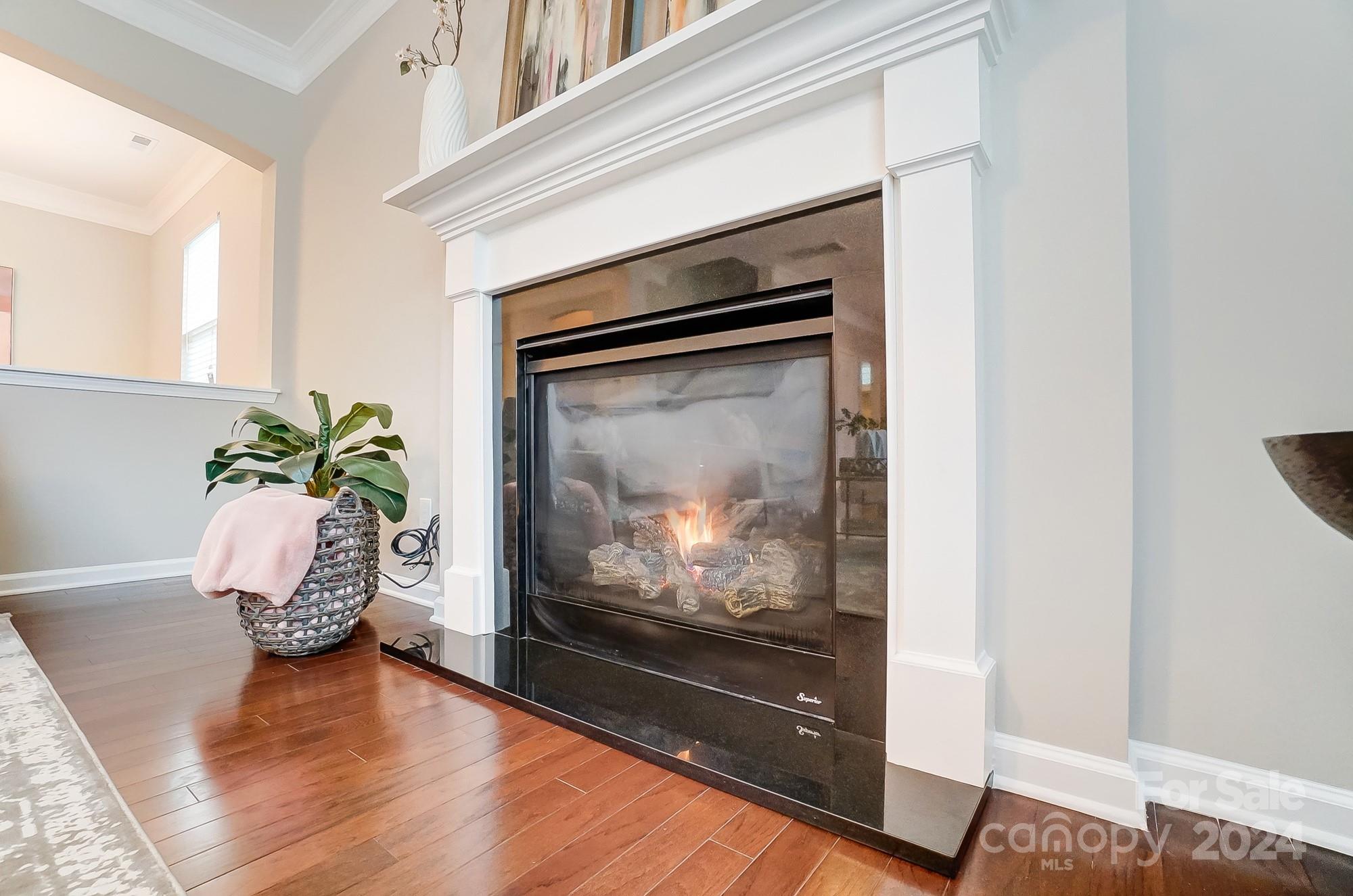 5017 Fenwick Court