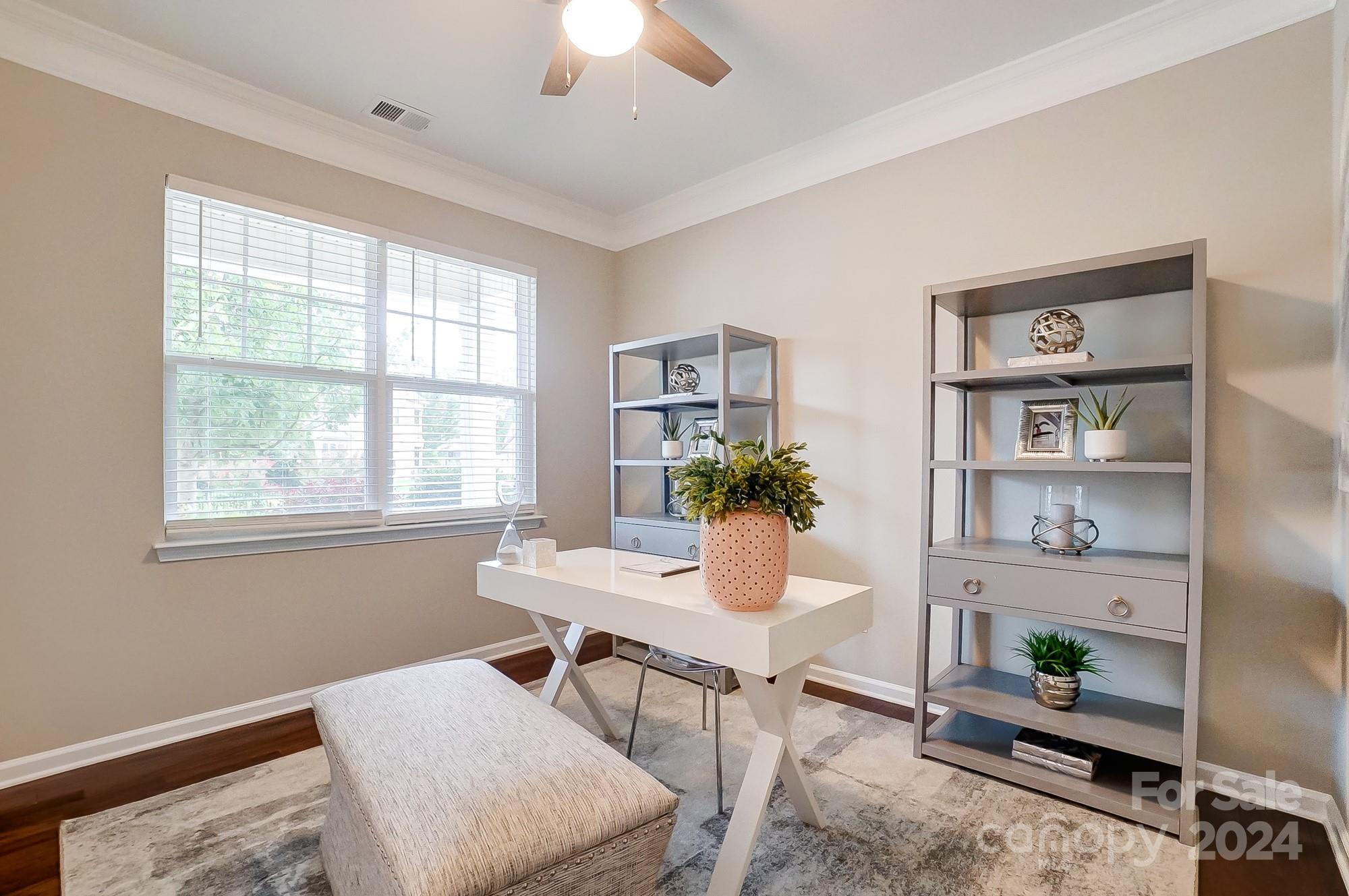 5017 Fenwick Court