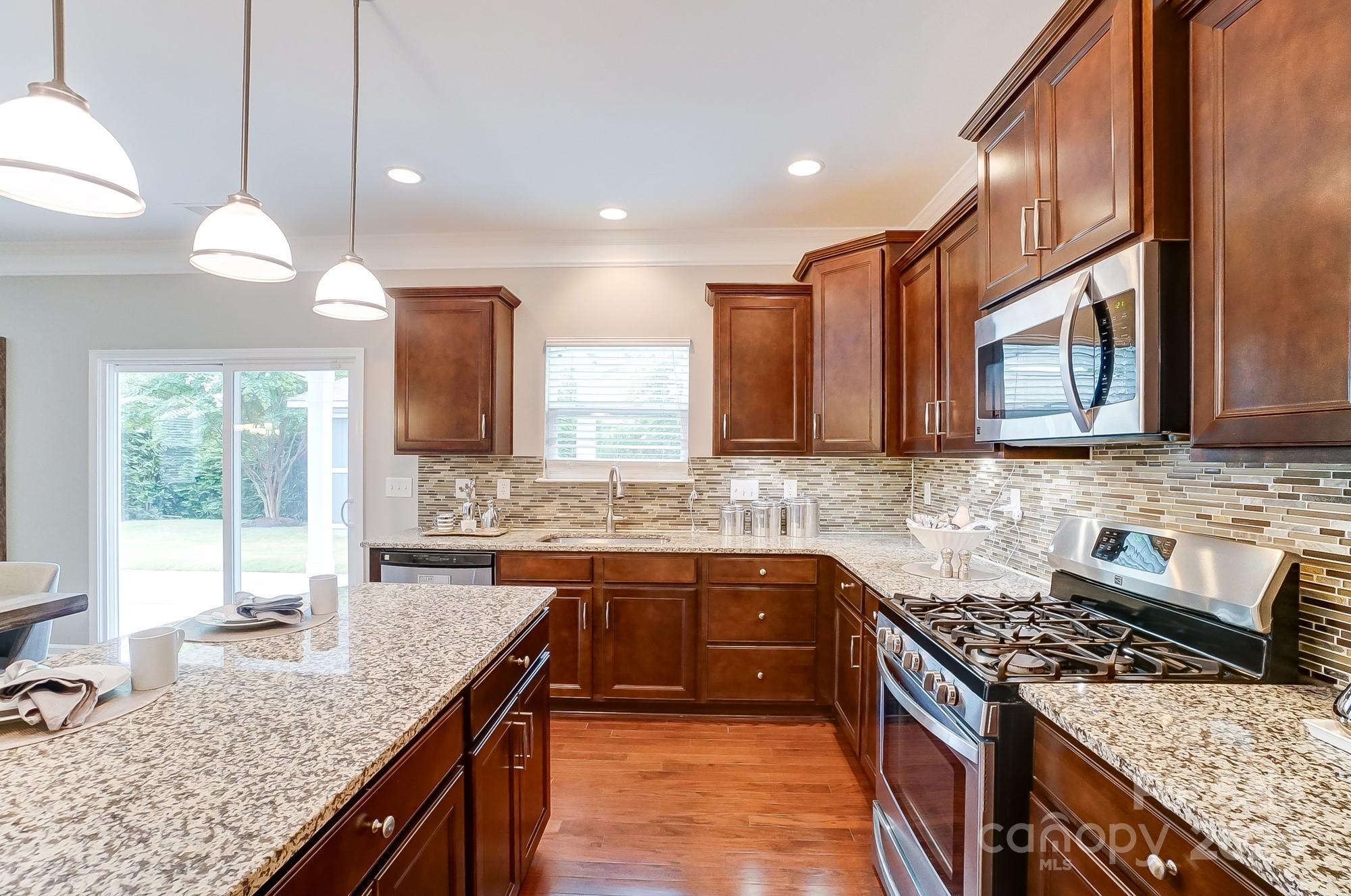 5017 Fenwick Court
