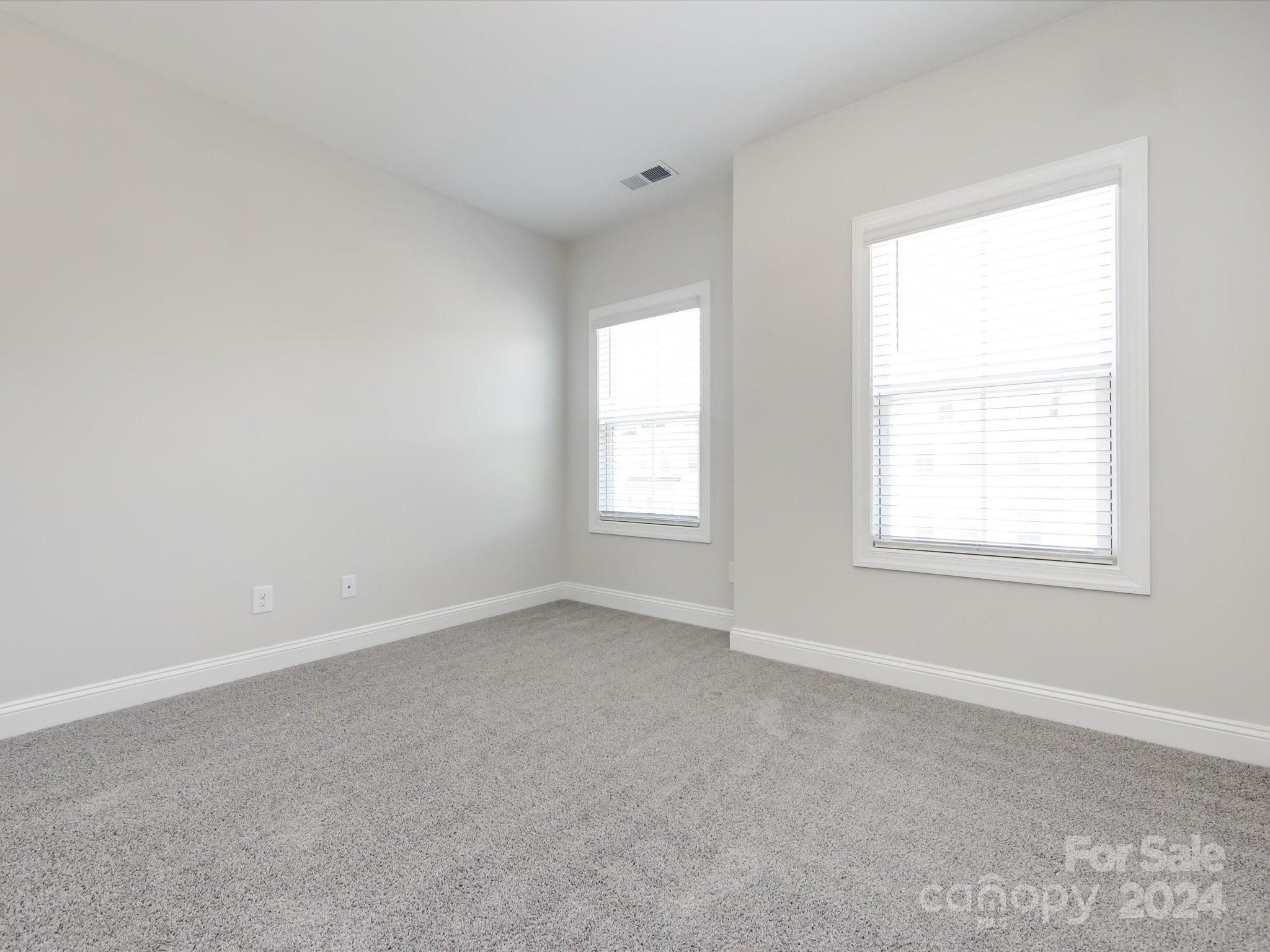 2642 Roseglen Lane