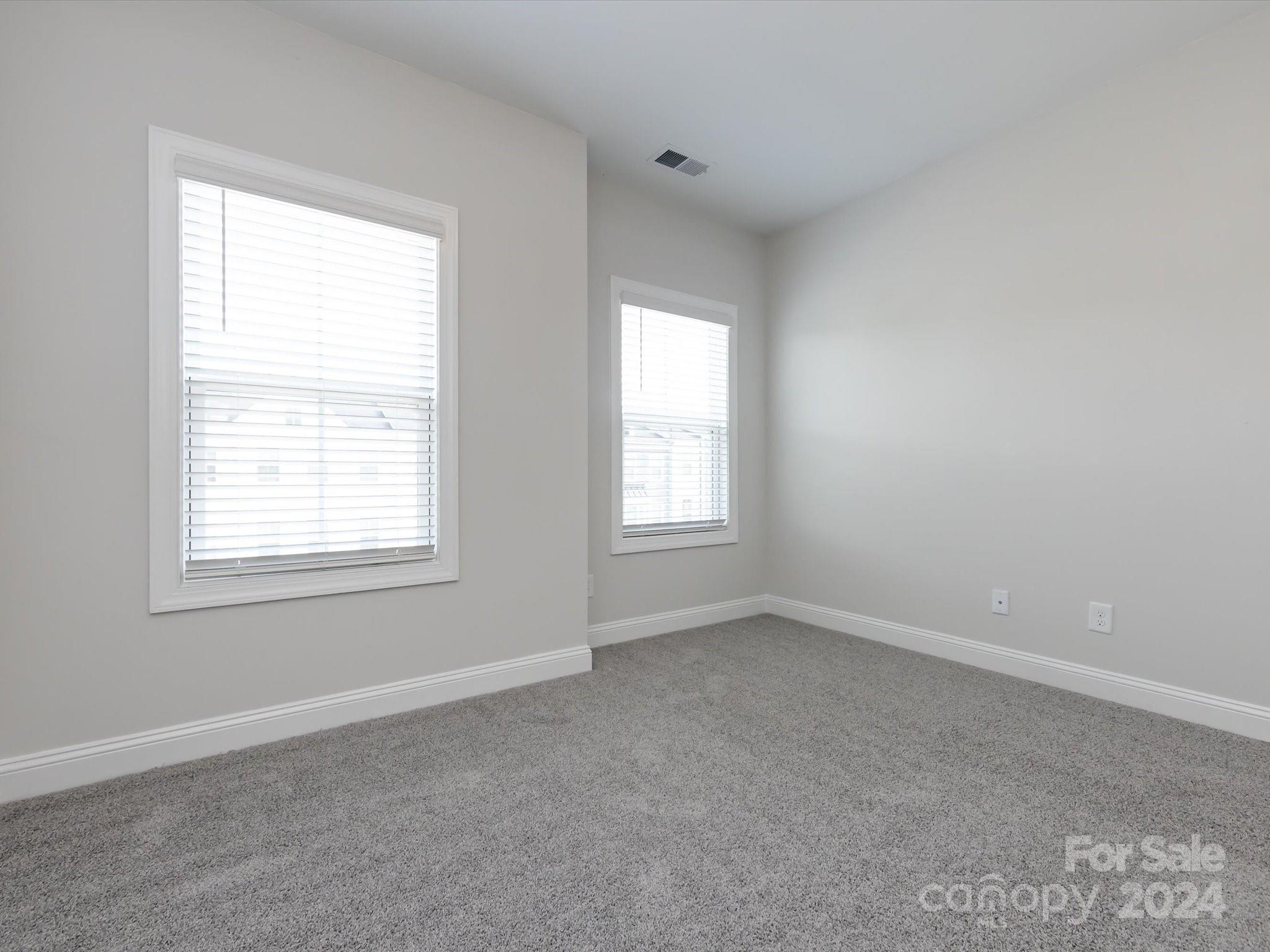 2642 Roseglen Lane